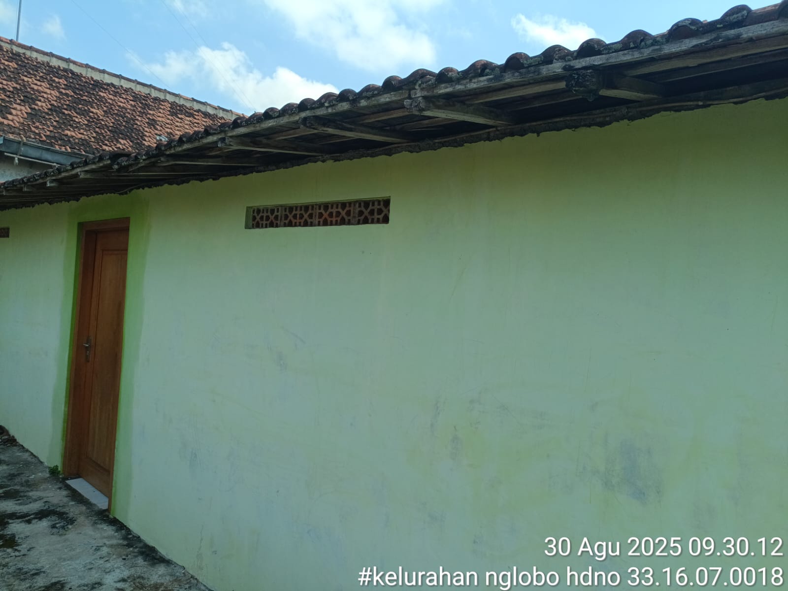 Tampak Belakang
