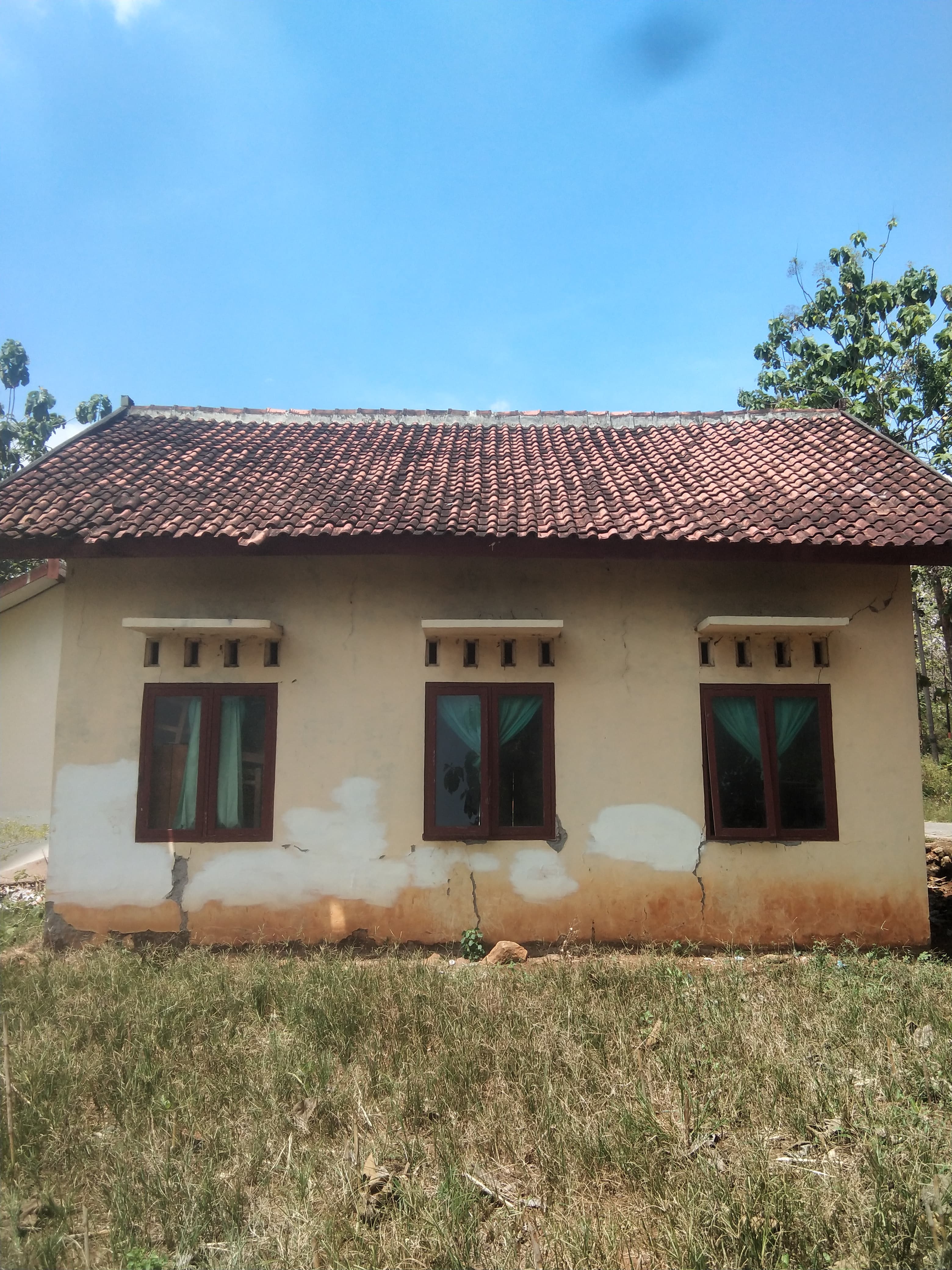 Tampak Belakang