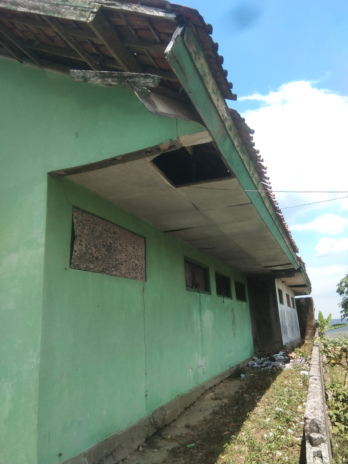 Tampak Belakang