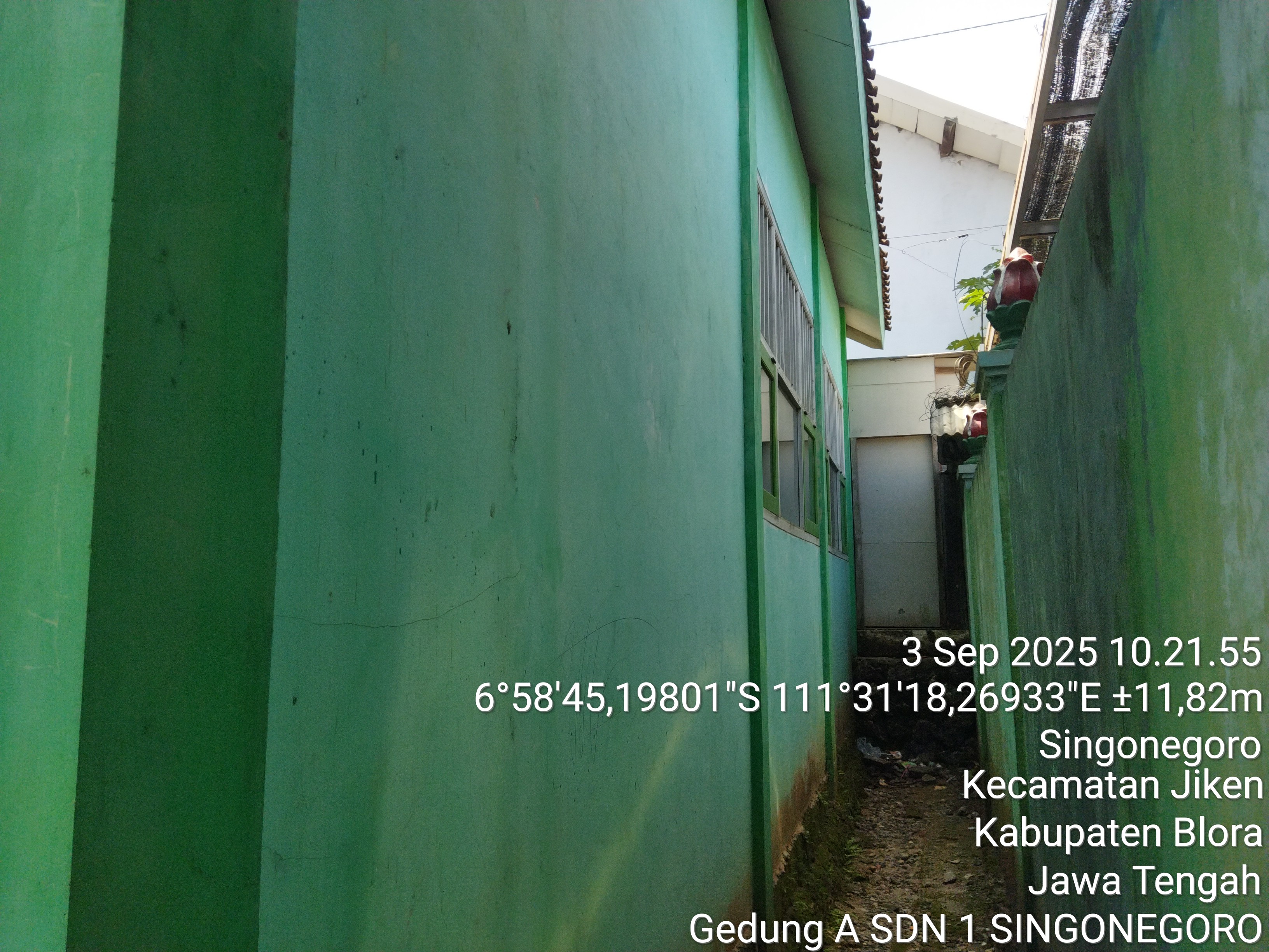 Tampak Belakang