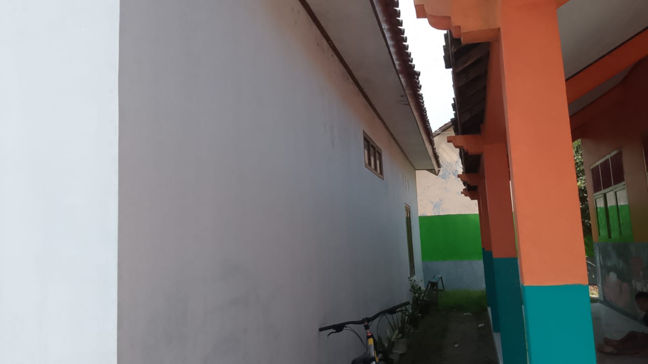 Tampak Belakang