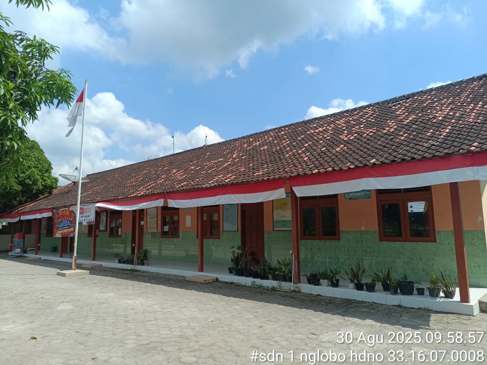Tampak Depan