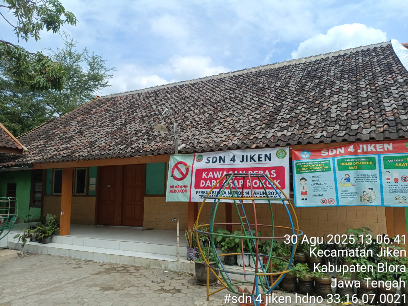 Tampak Depan