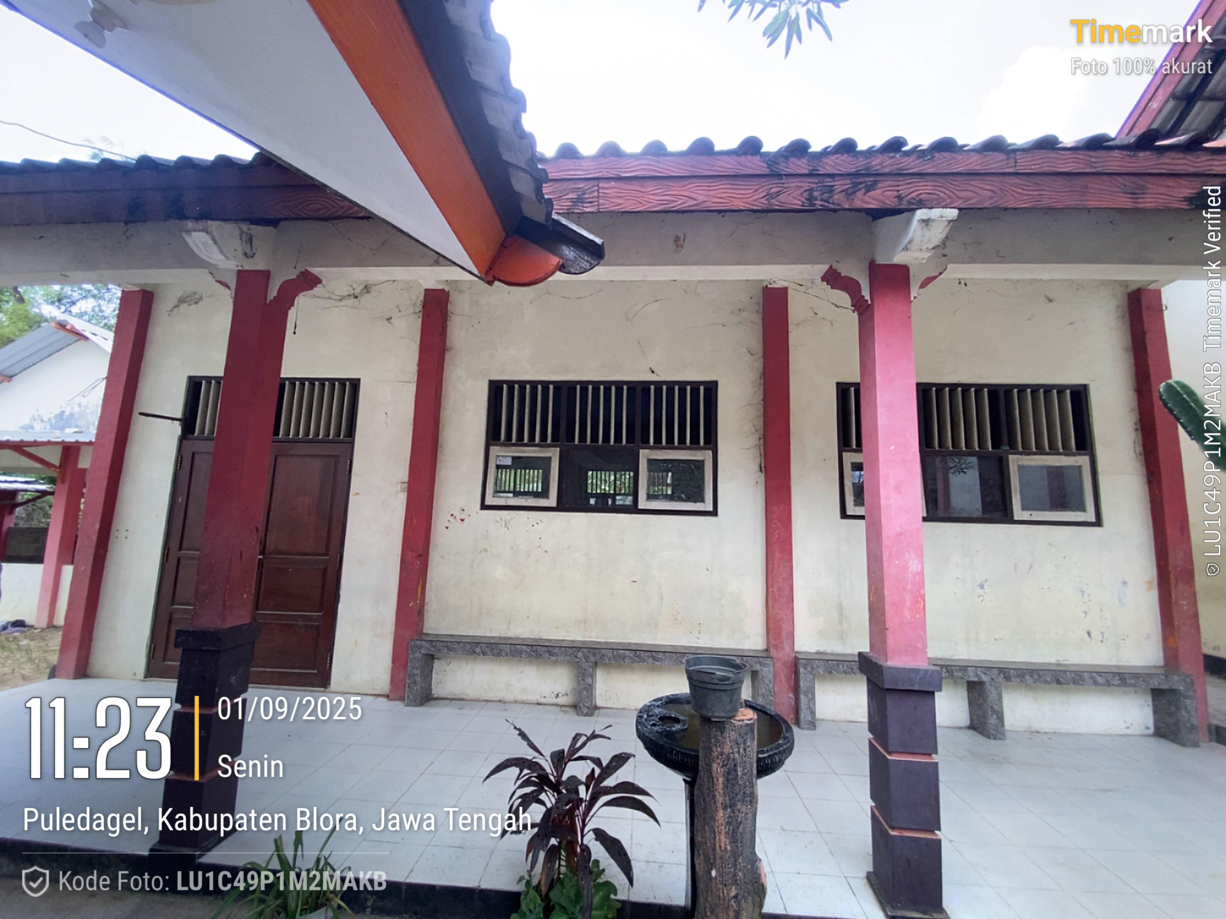 Tampak Depan