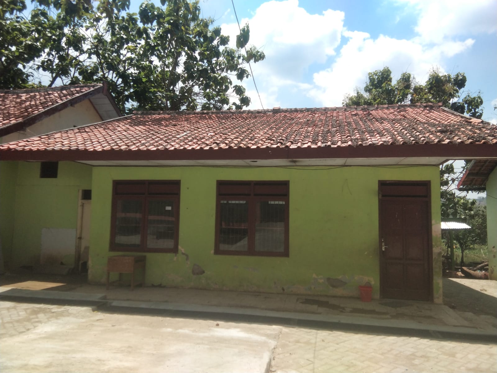 Tampak Depan