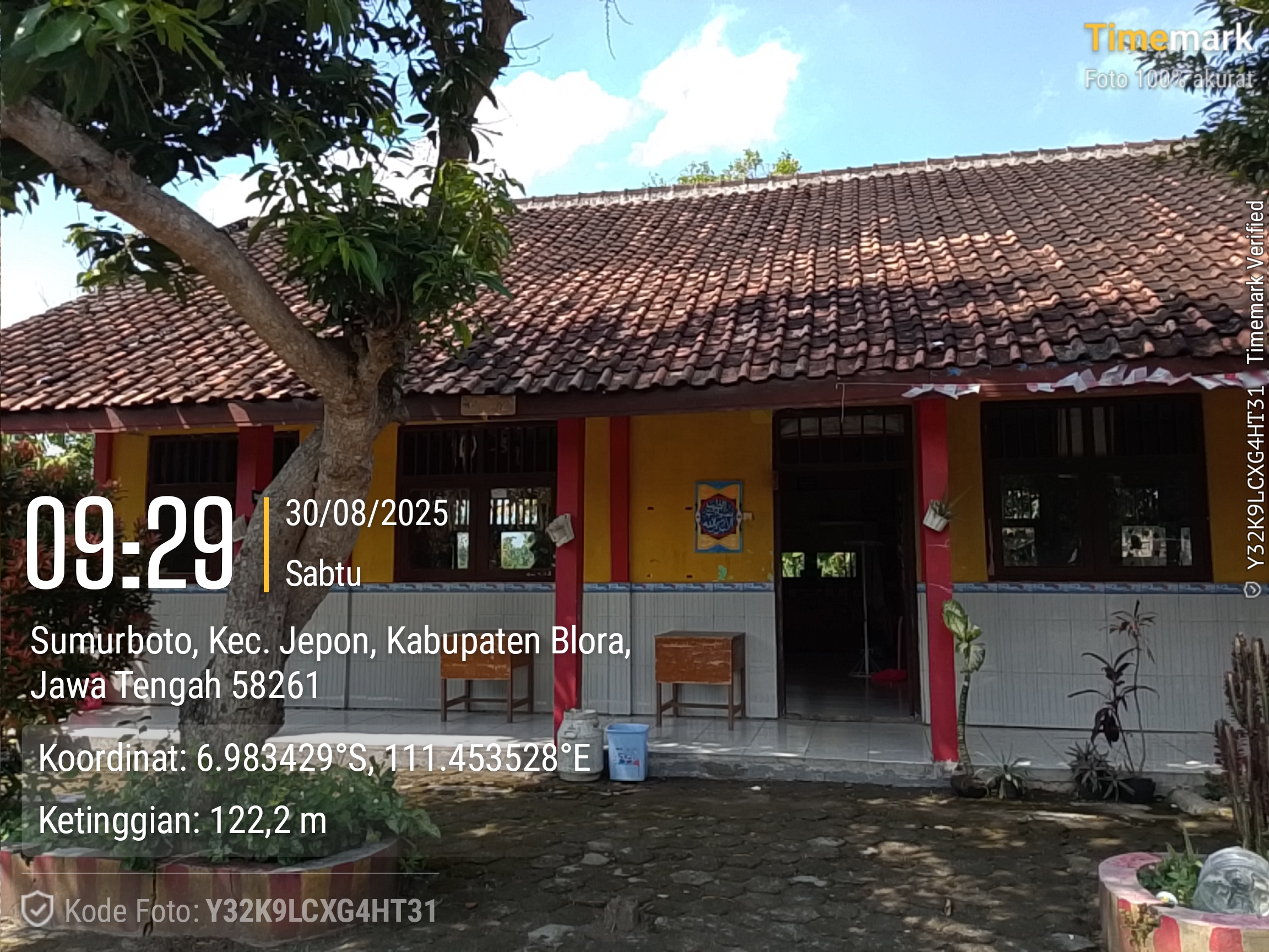 Tampak Depan