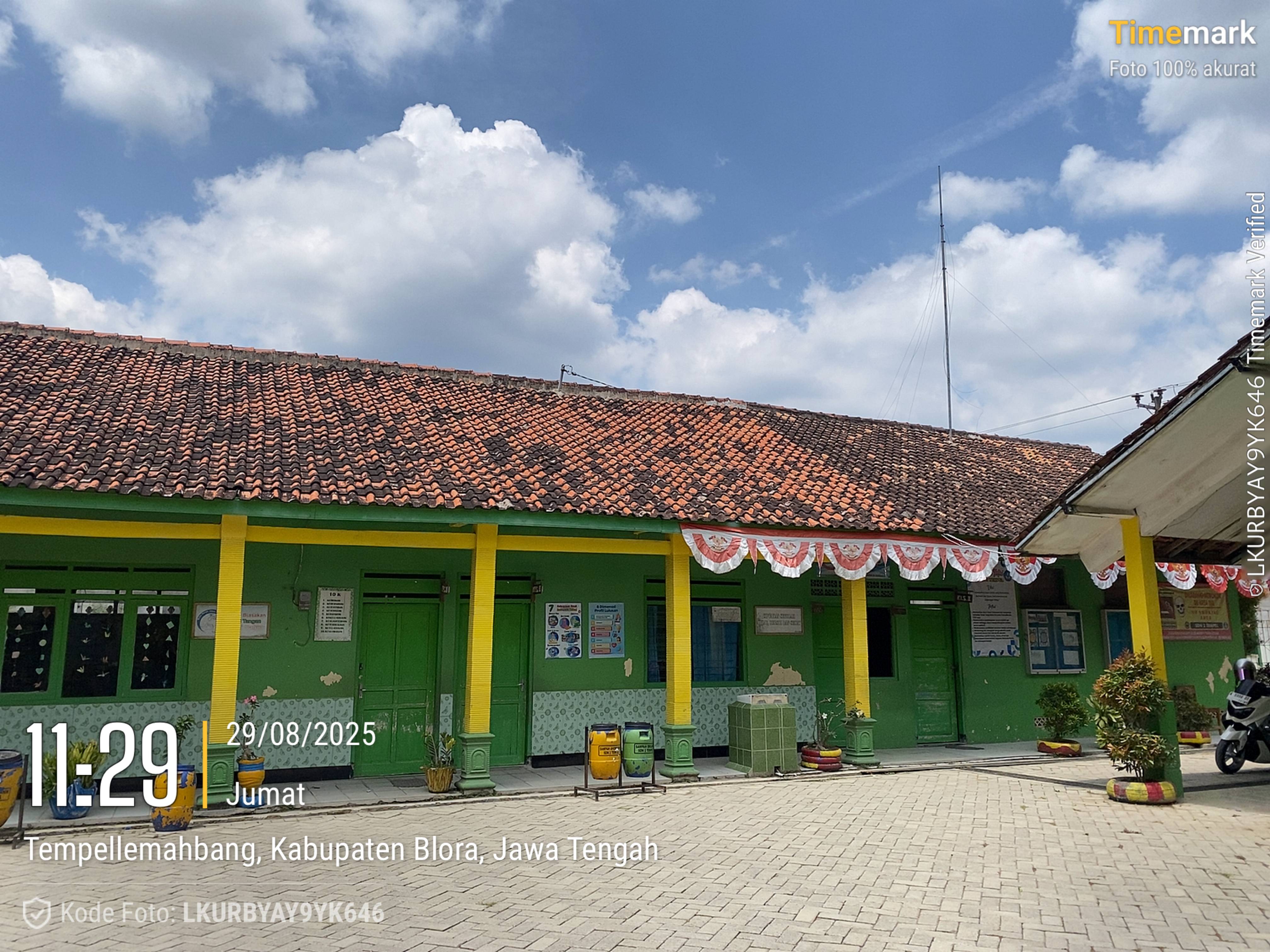 Tampak Depan