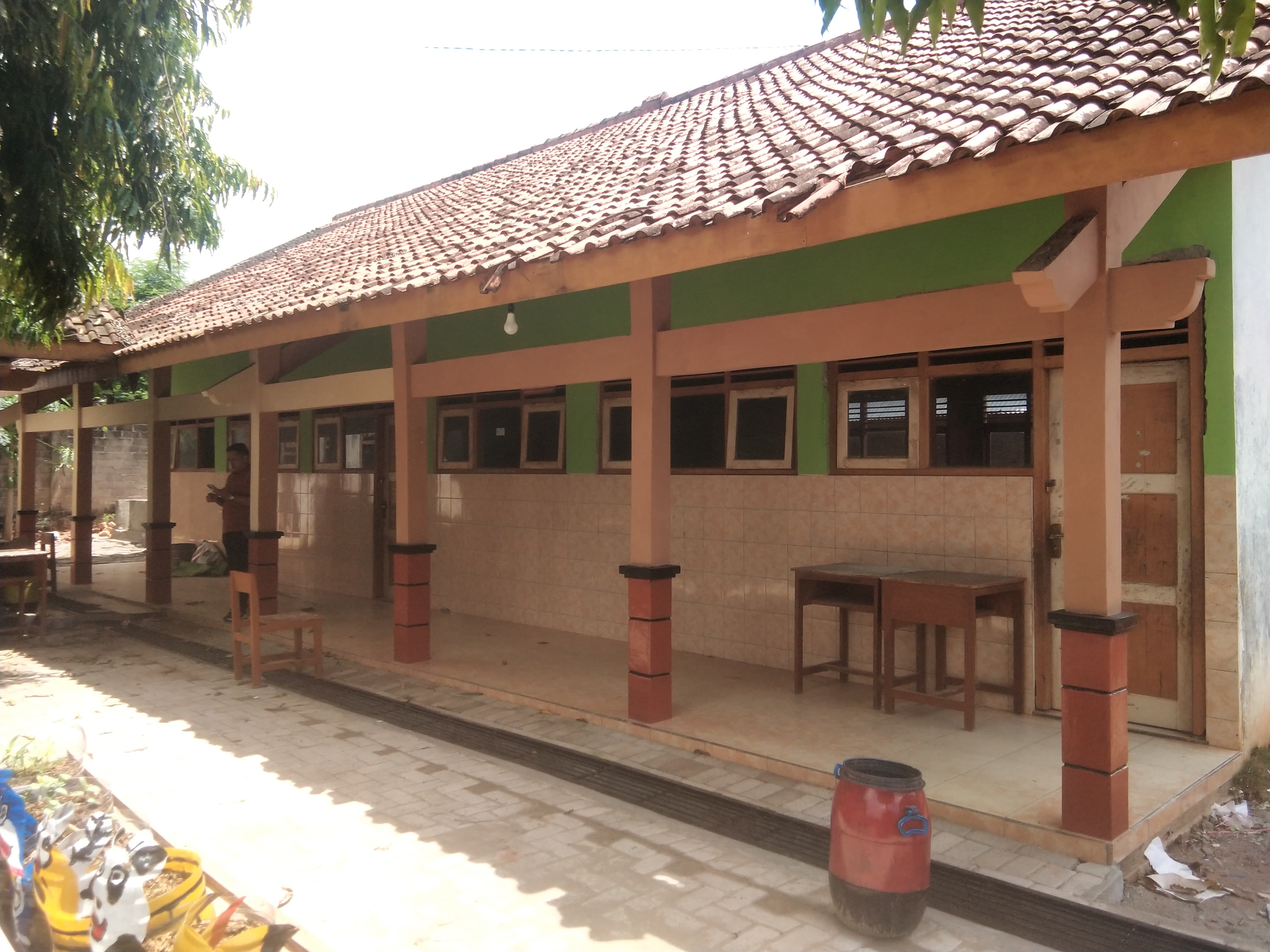 Tampak Depan