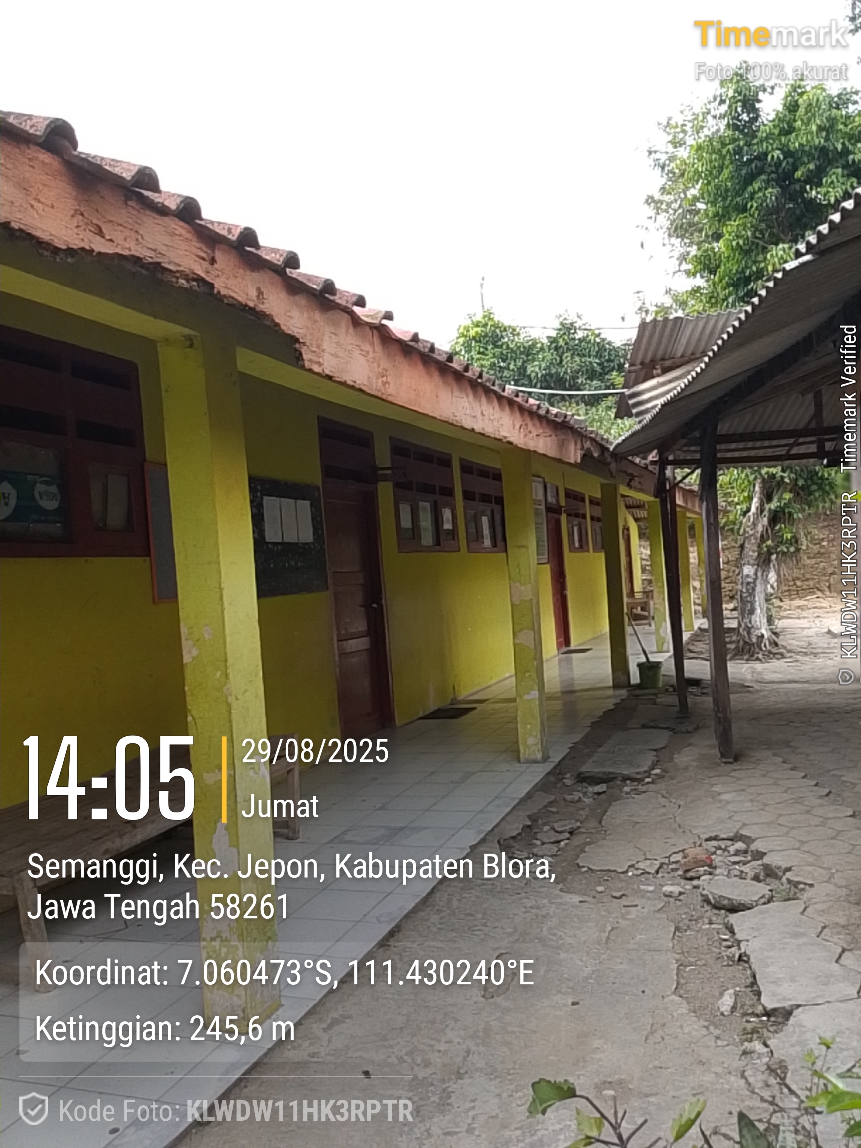 Tampak Depan