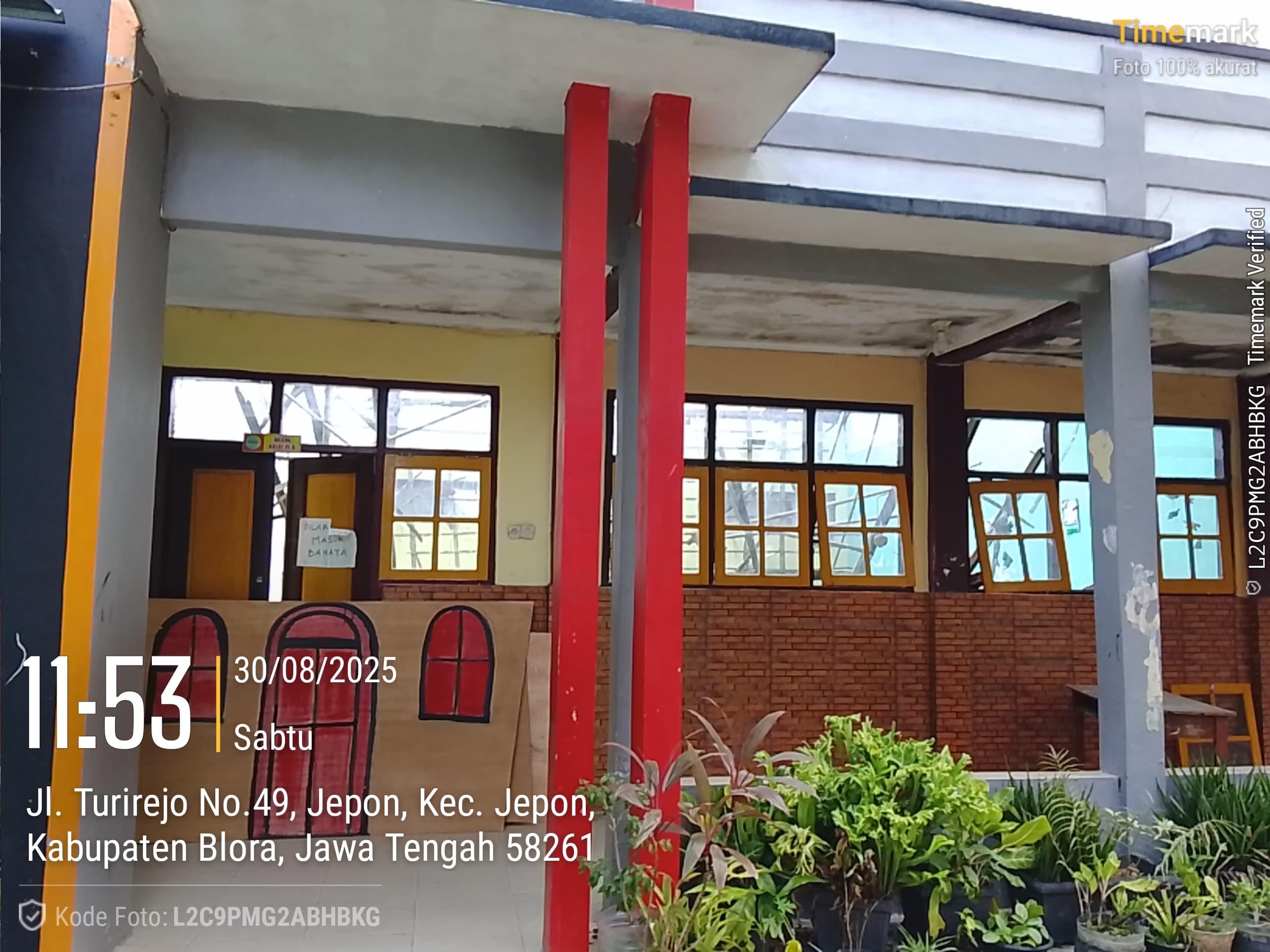 Tampak Depan