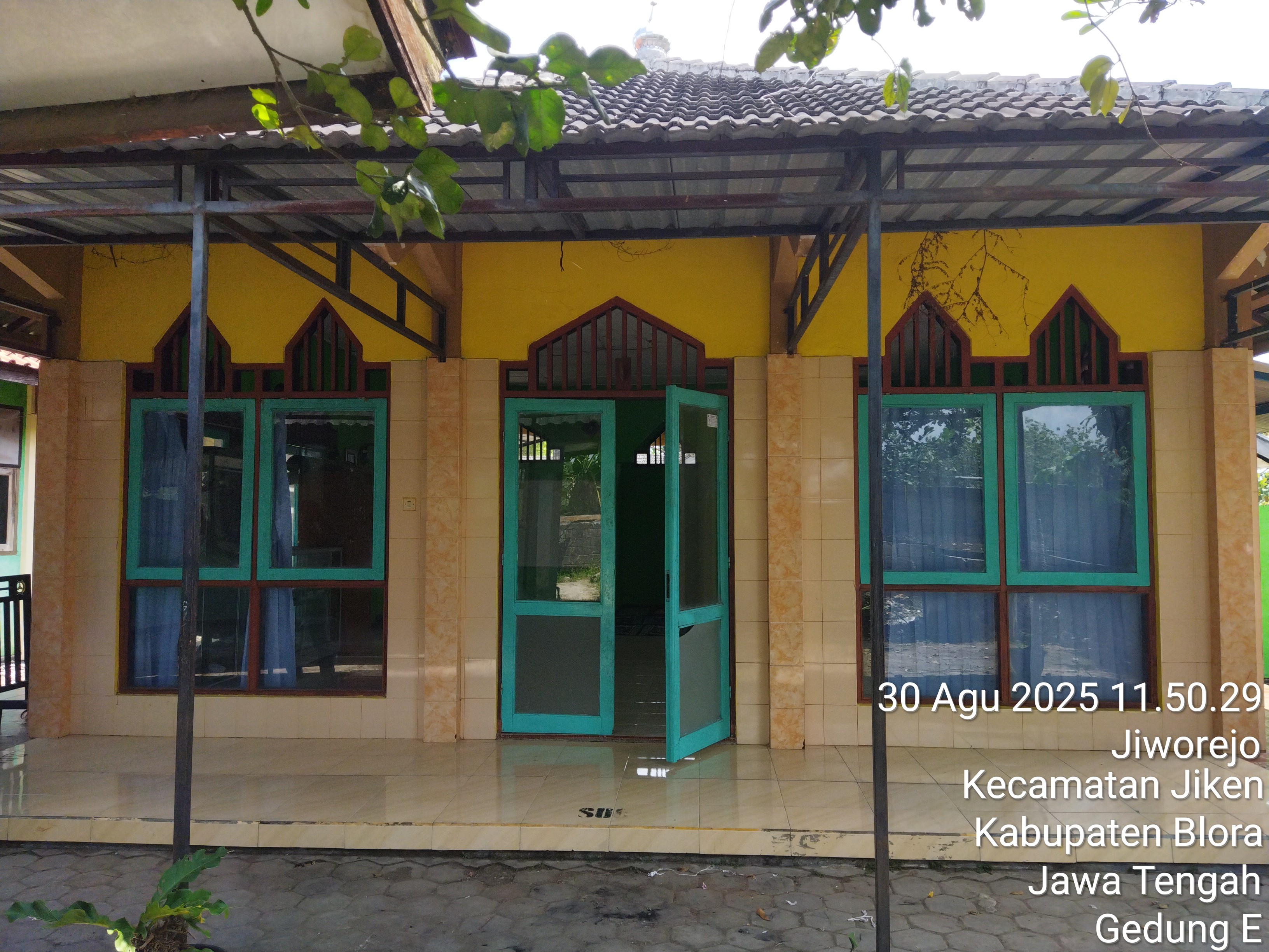 Tampak Depan
