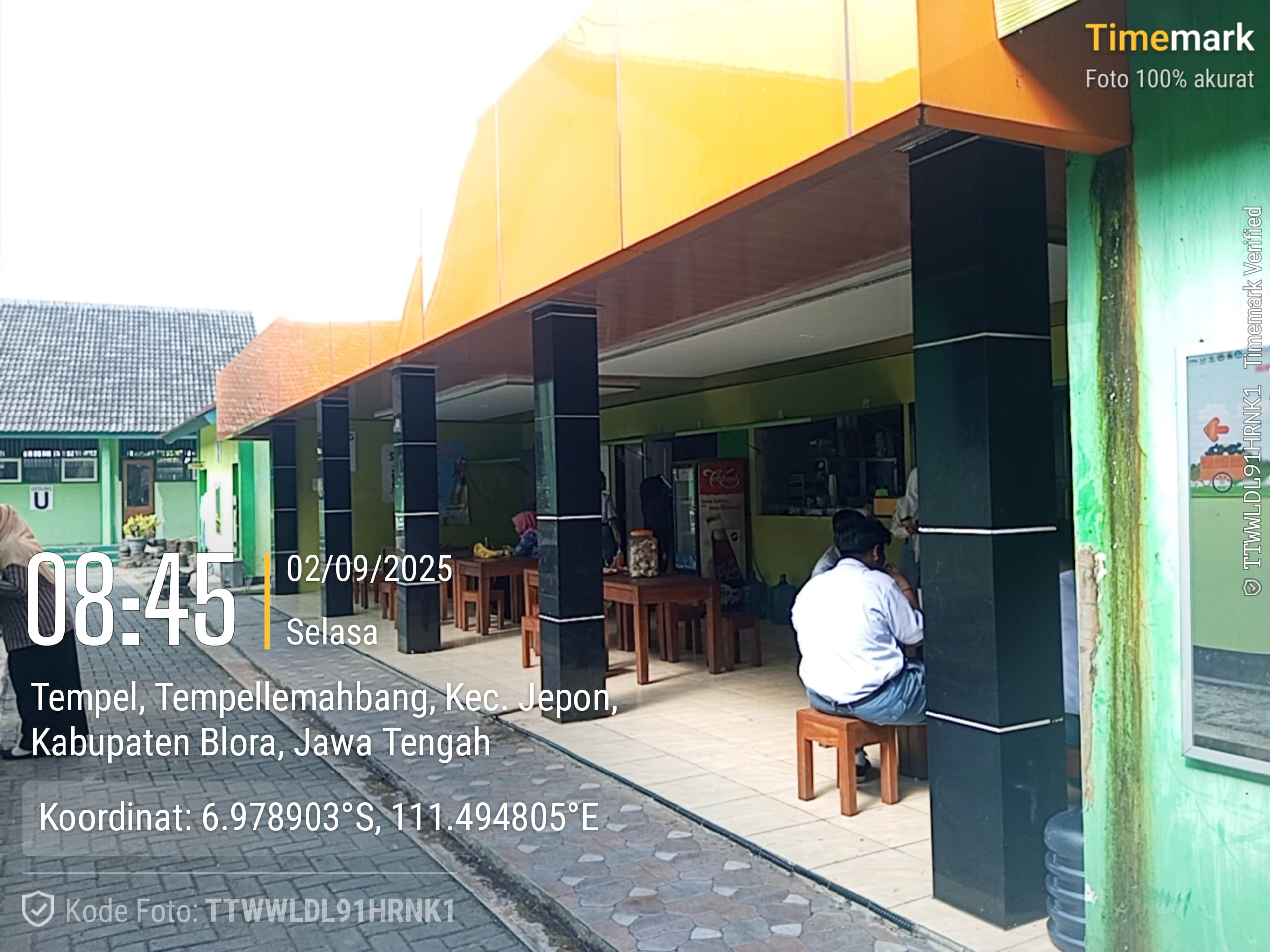 Tampak Depan