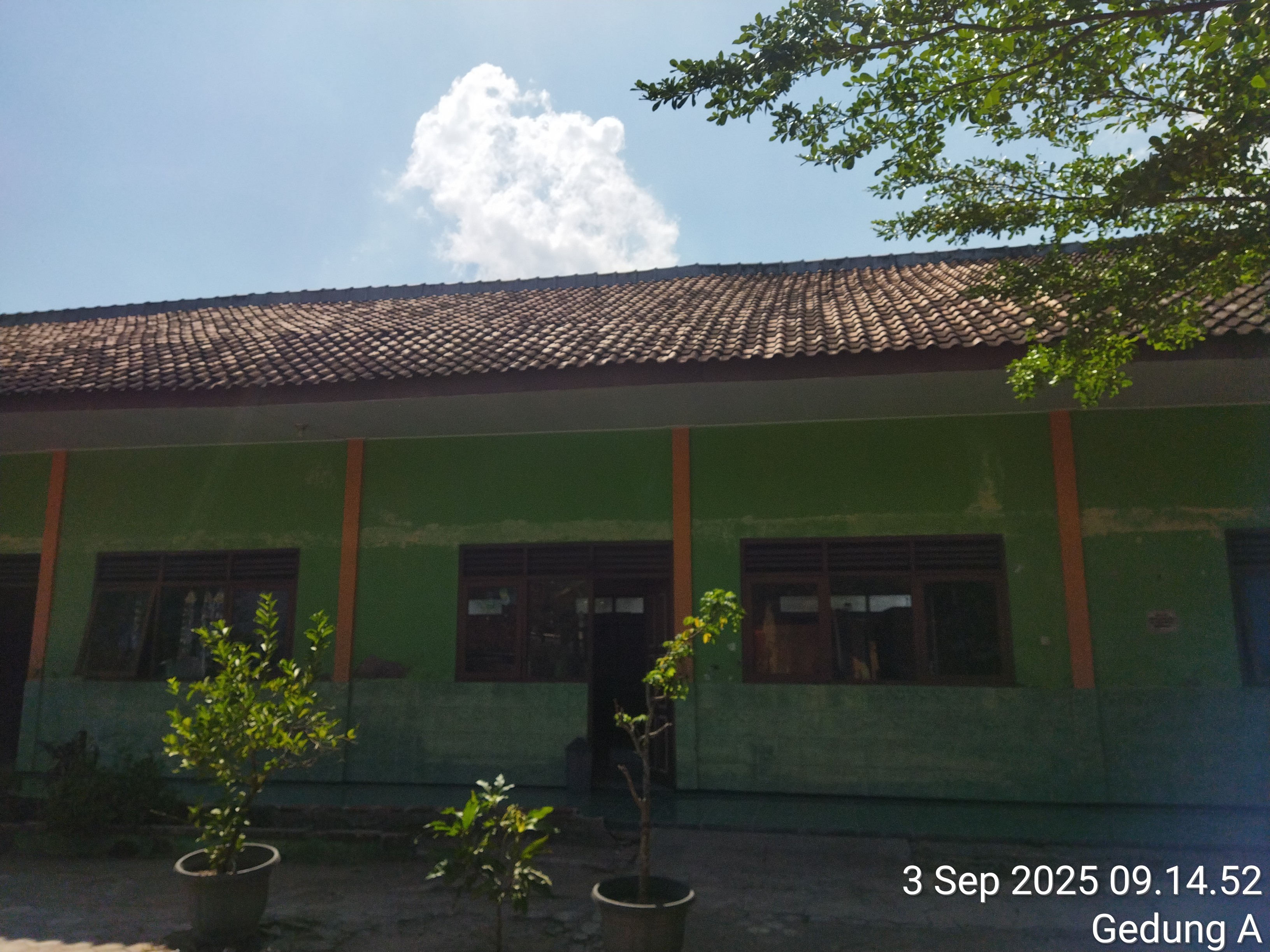 Tampak Depan