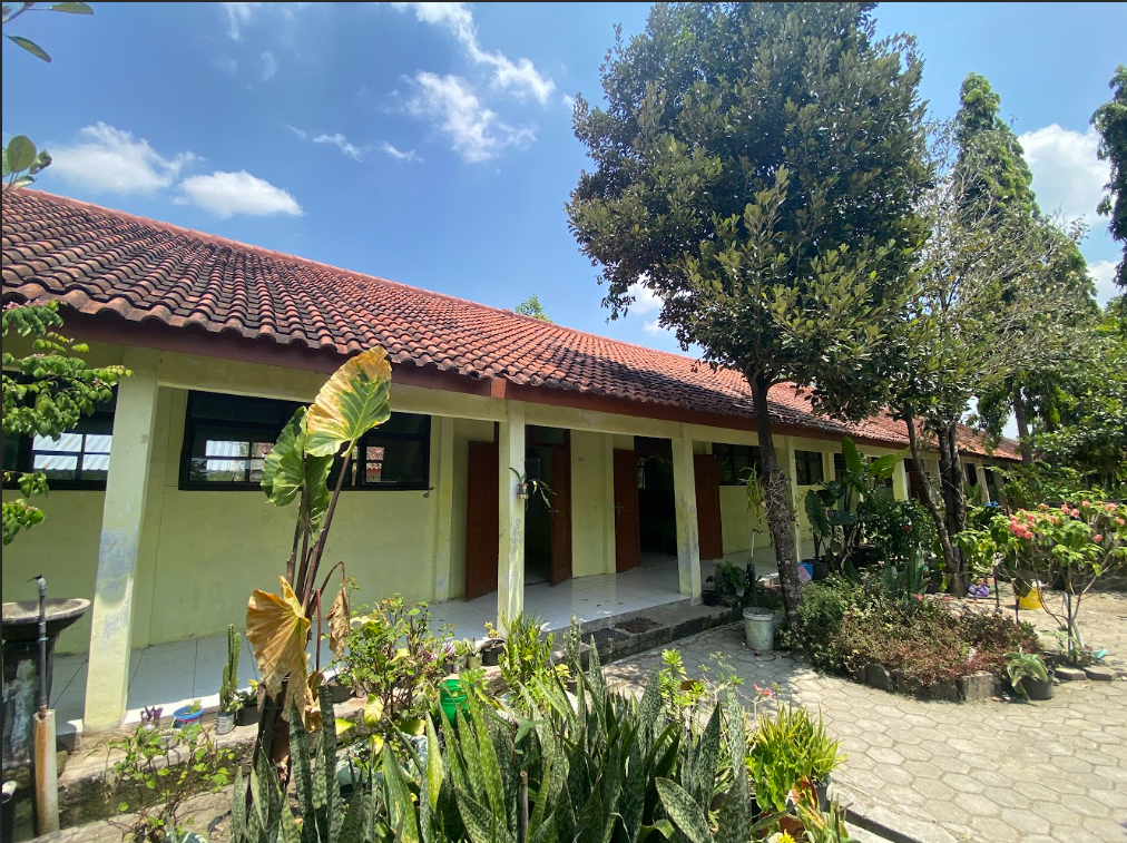 Tampak Depan