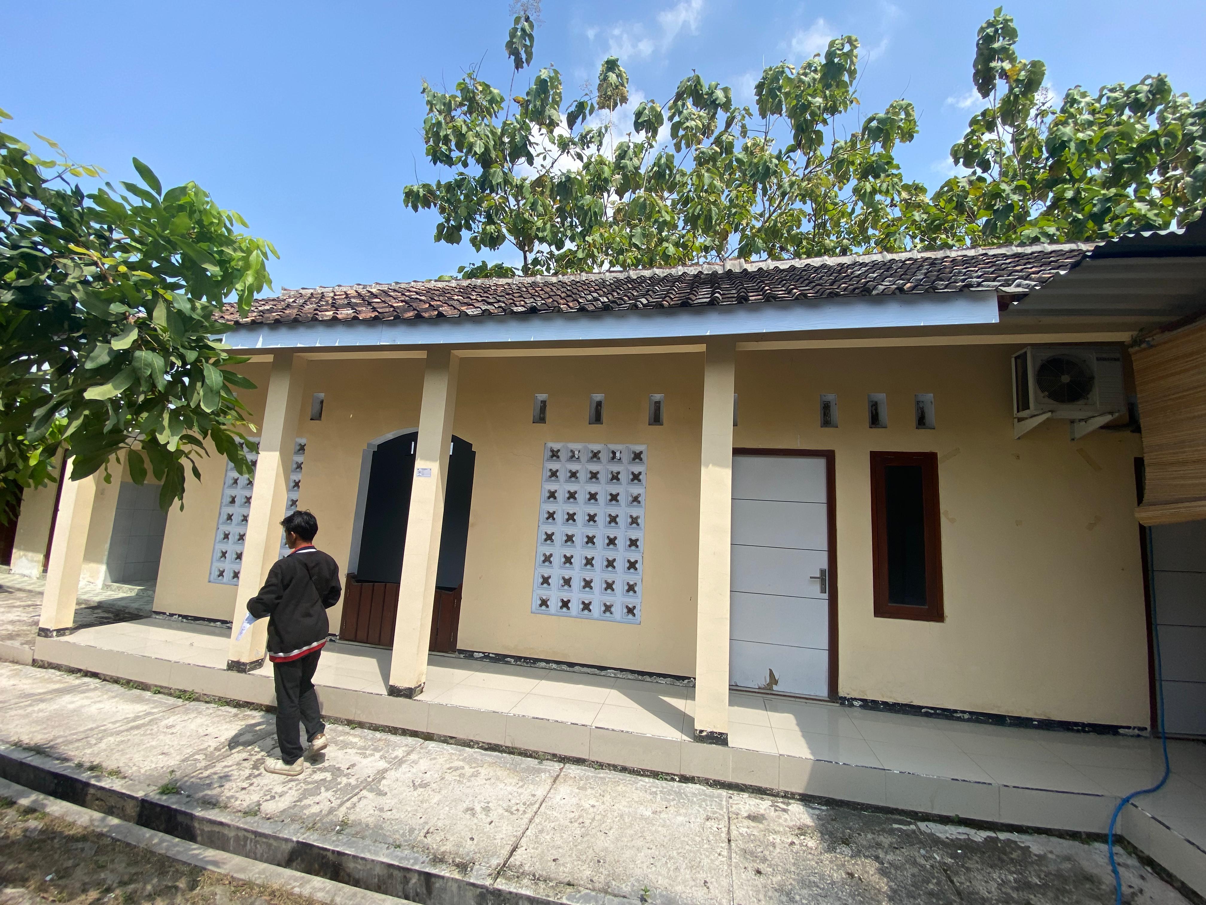 Tampak Depan