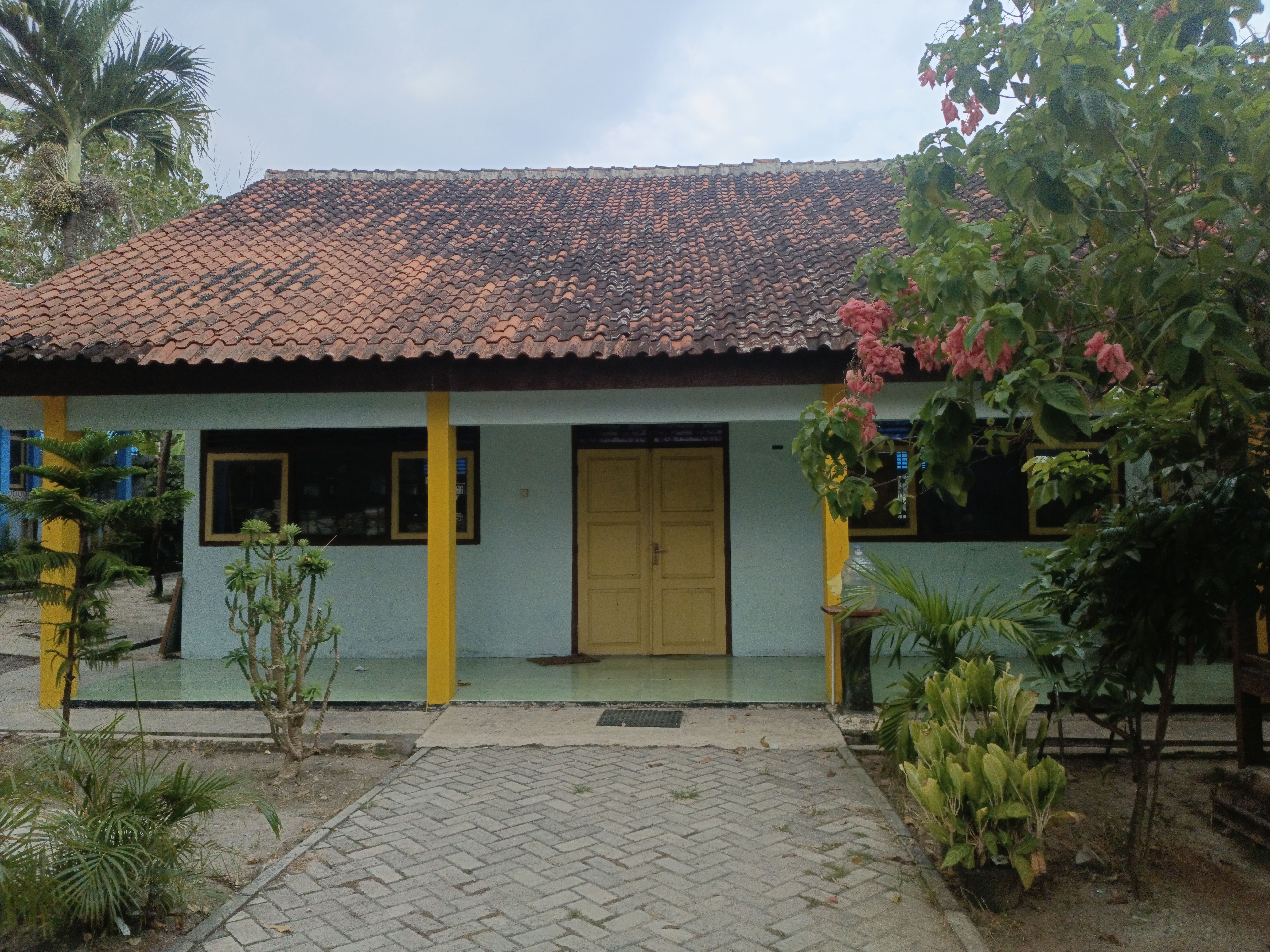 Tampak Depan