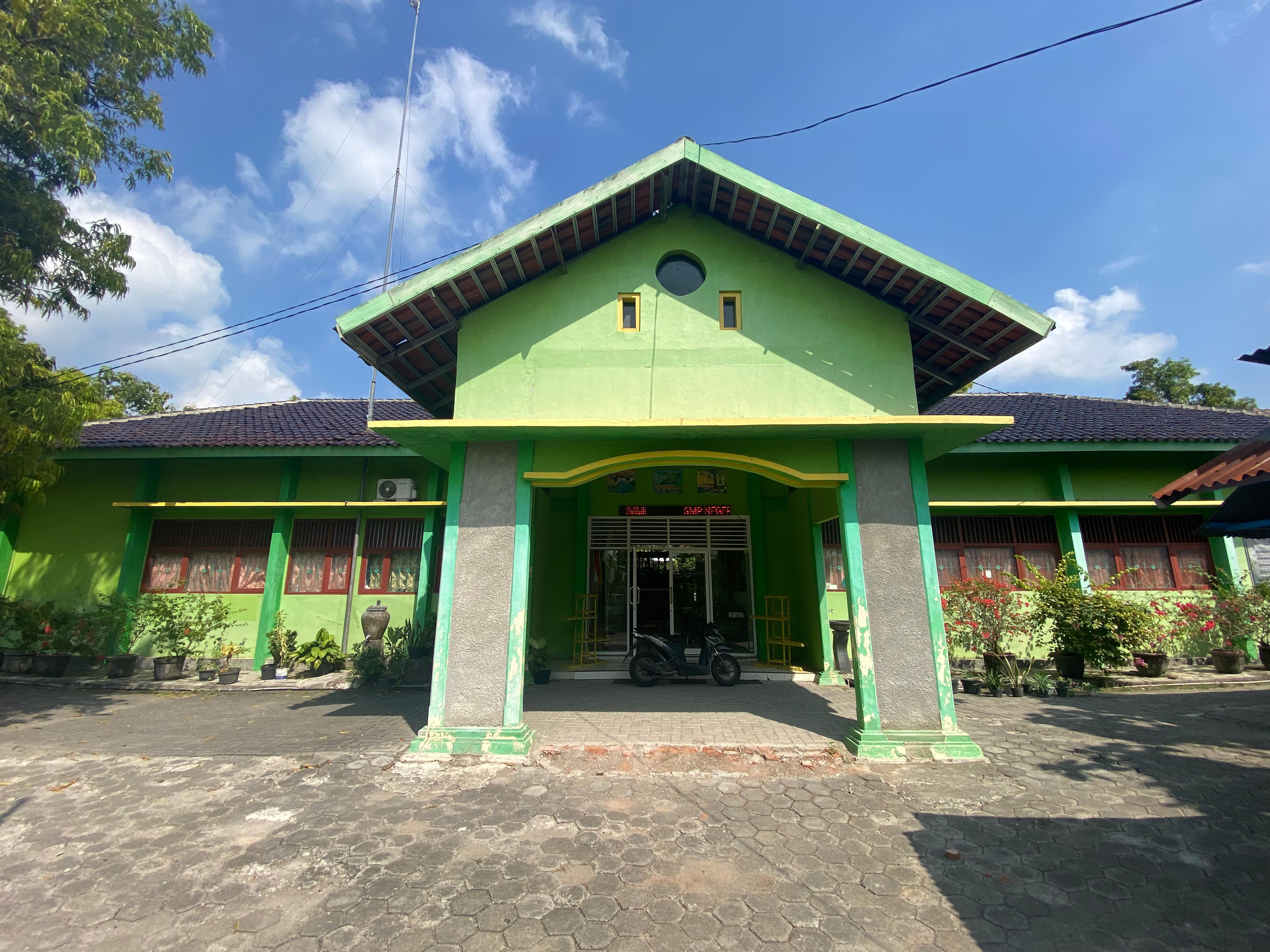 Tampak Depan