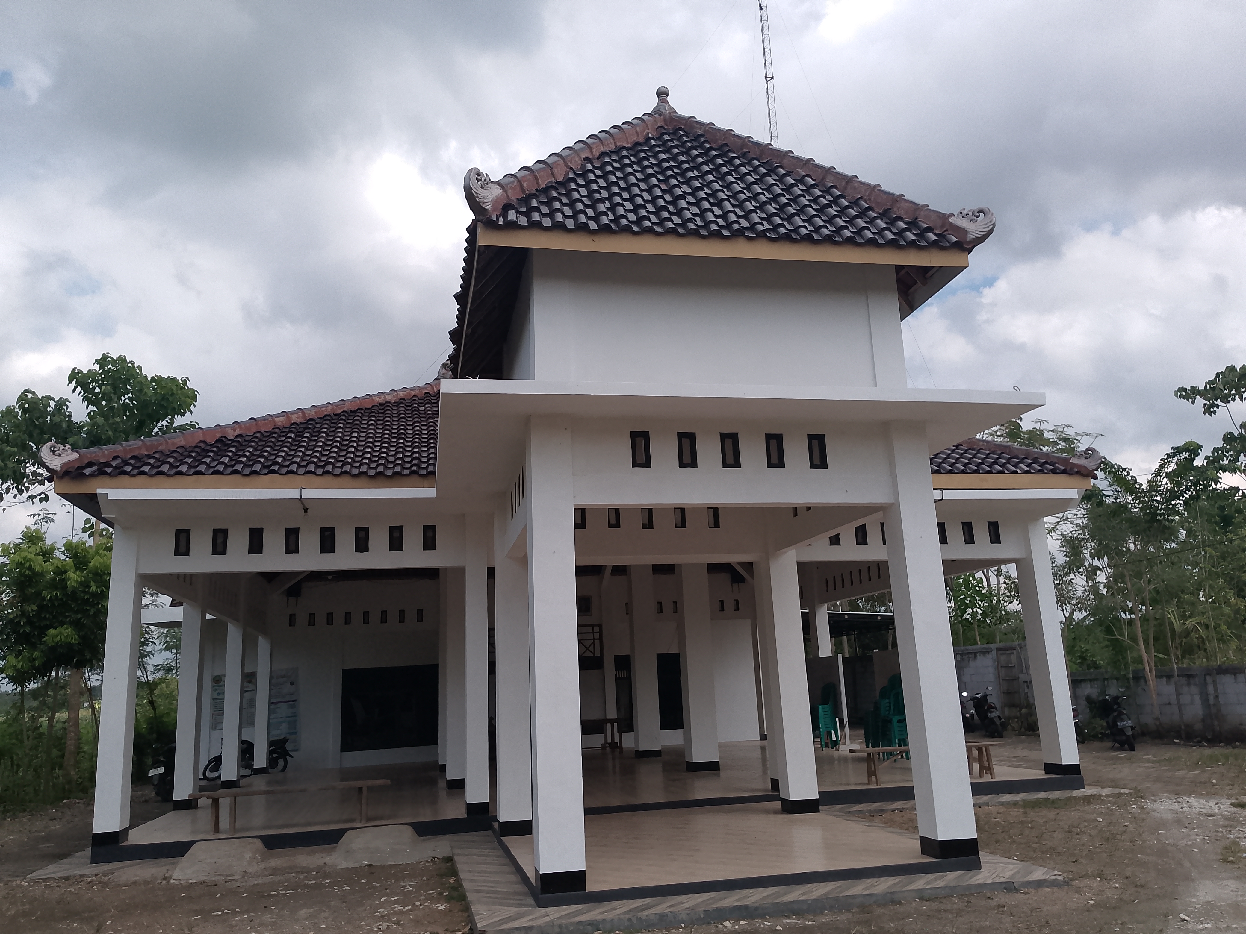 Tampak Depan