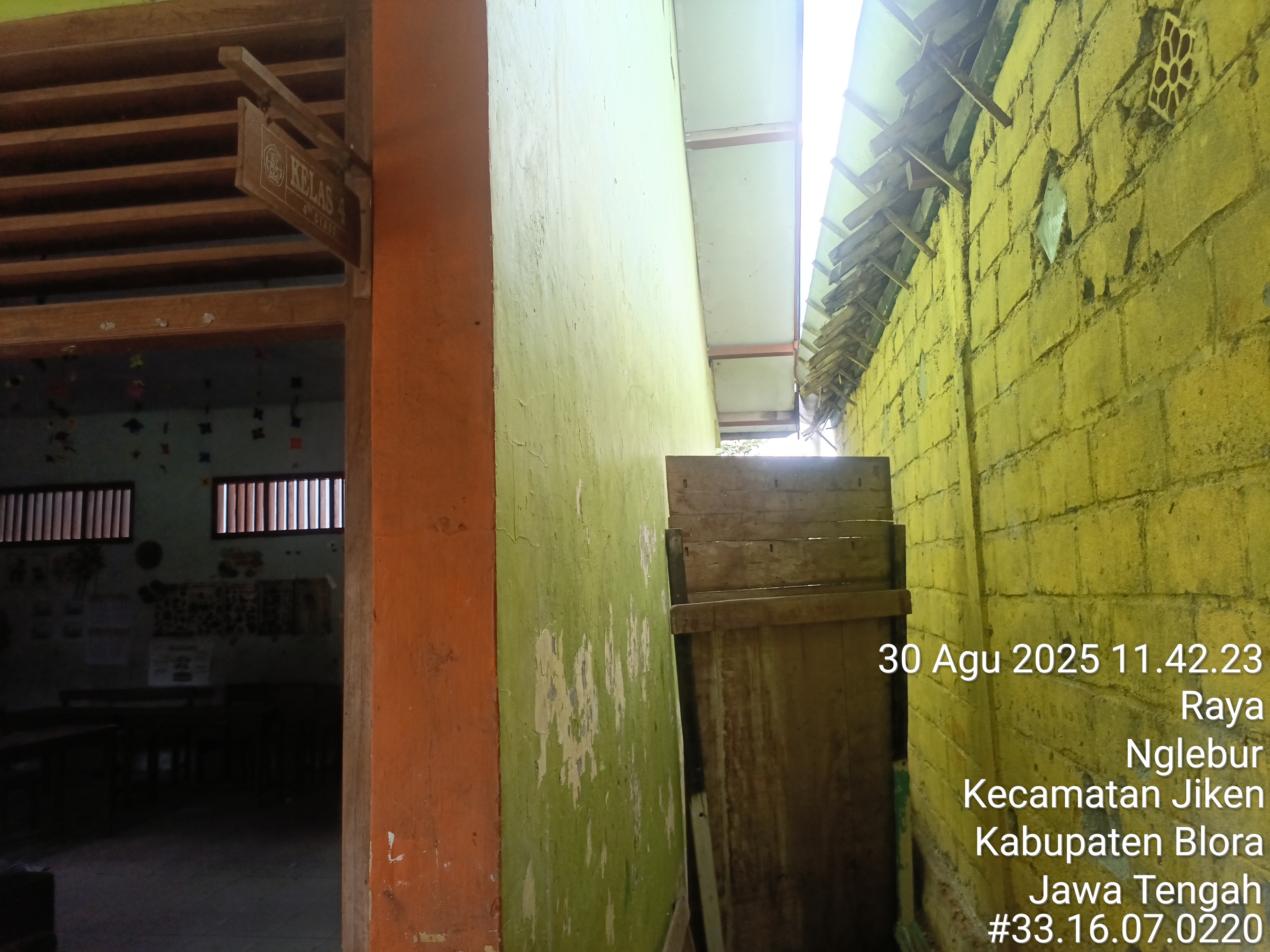 Tampak Samping 1