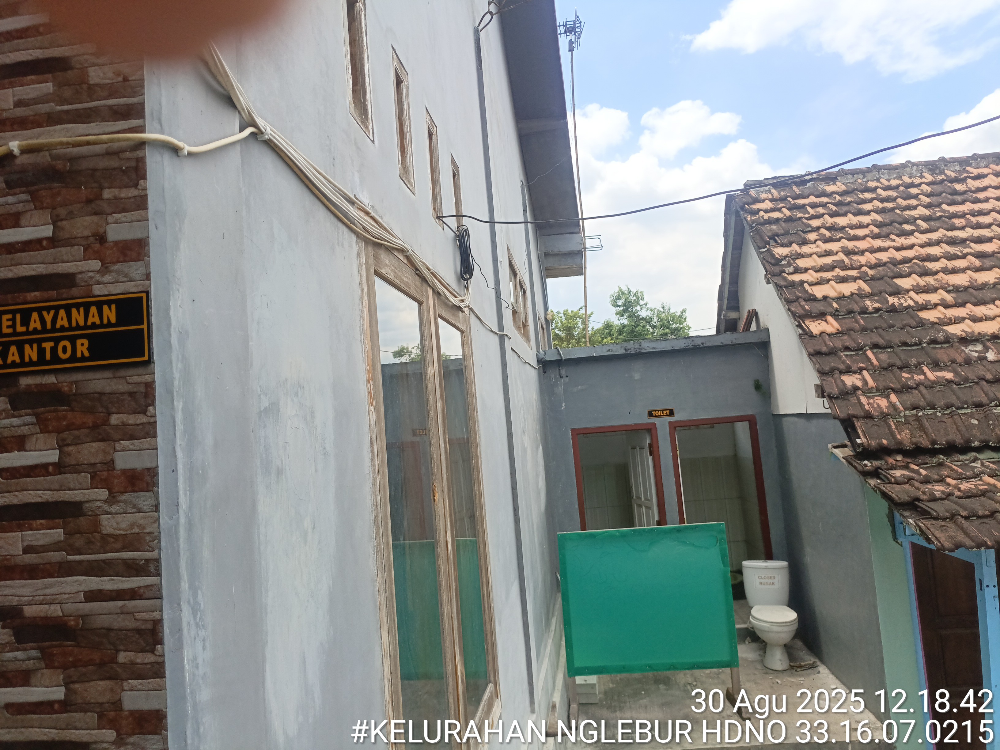 Tampak Samping 1