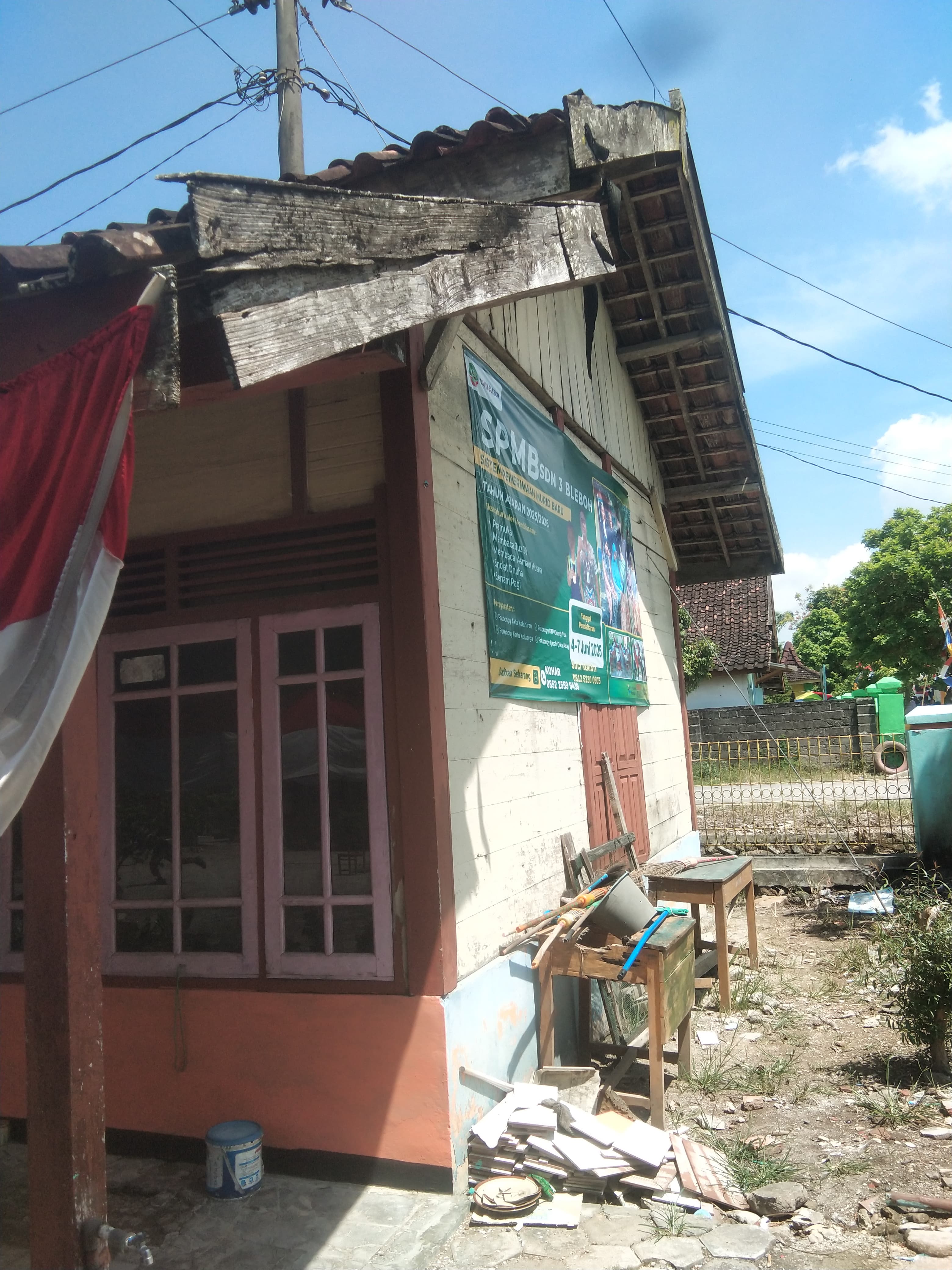 Tampak Samping 1