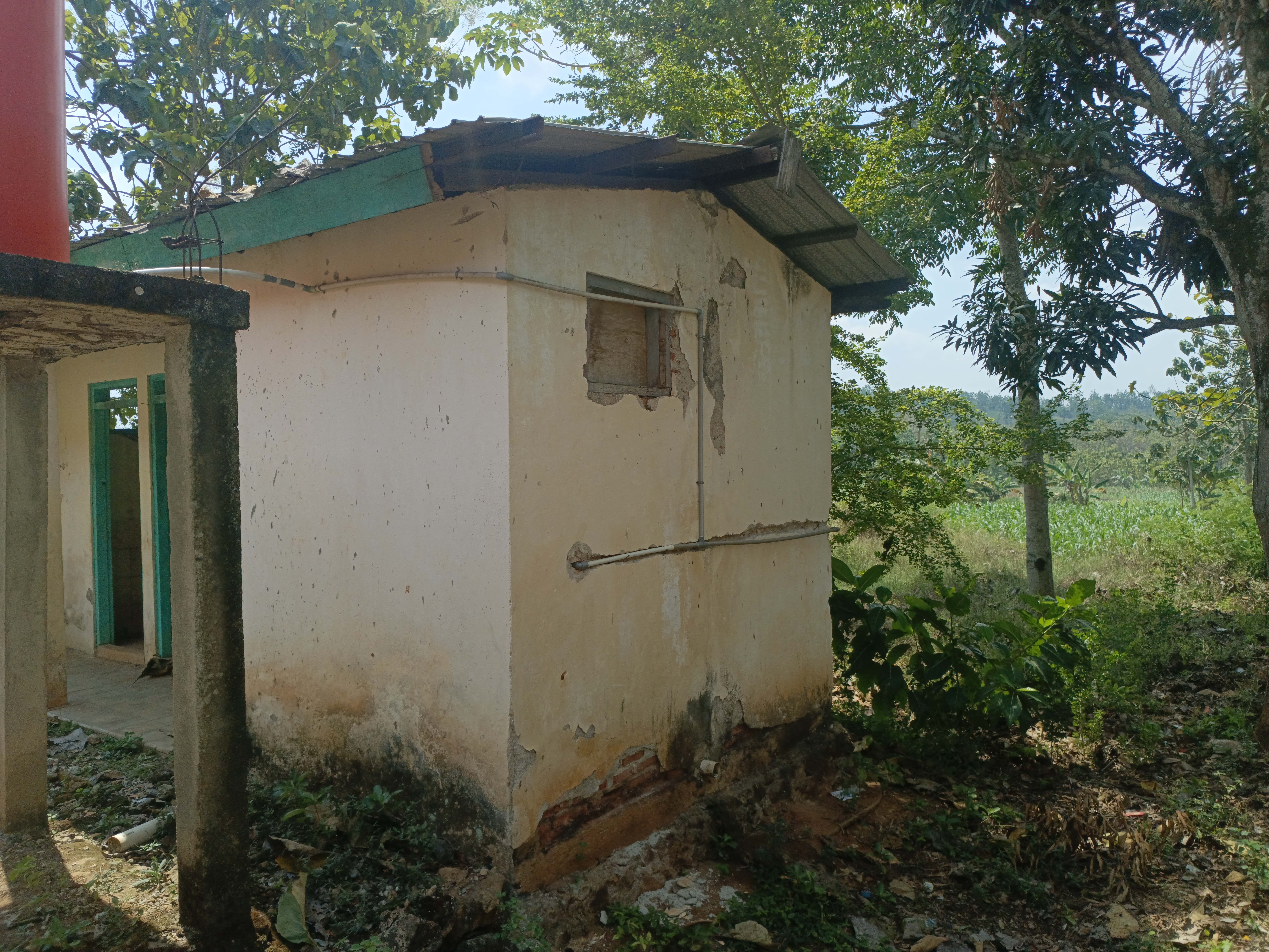 Tampak Samping 1