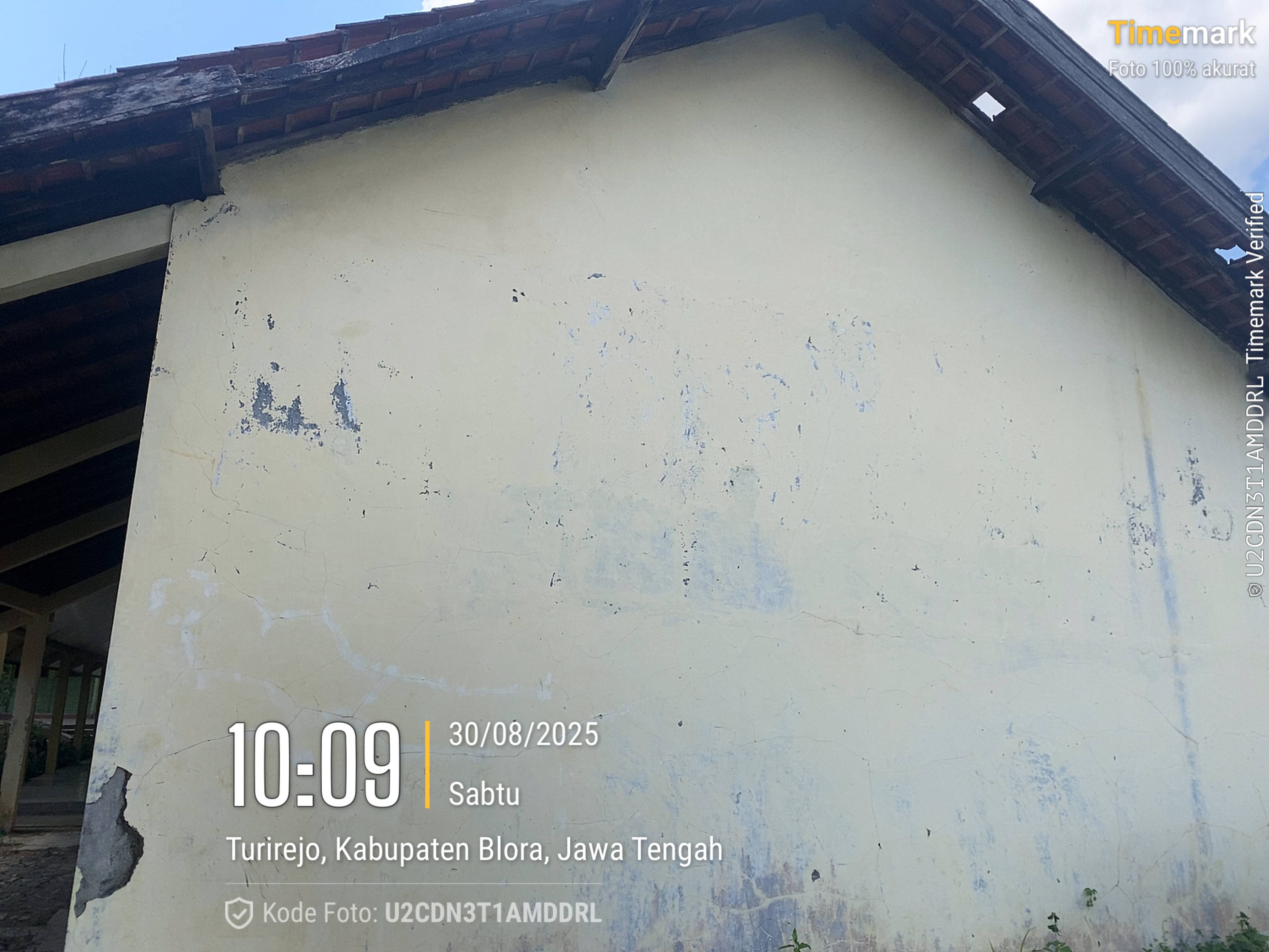 Tampak Samping 1