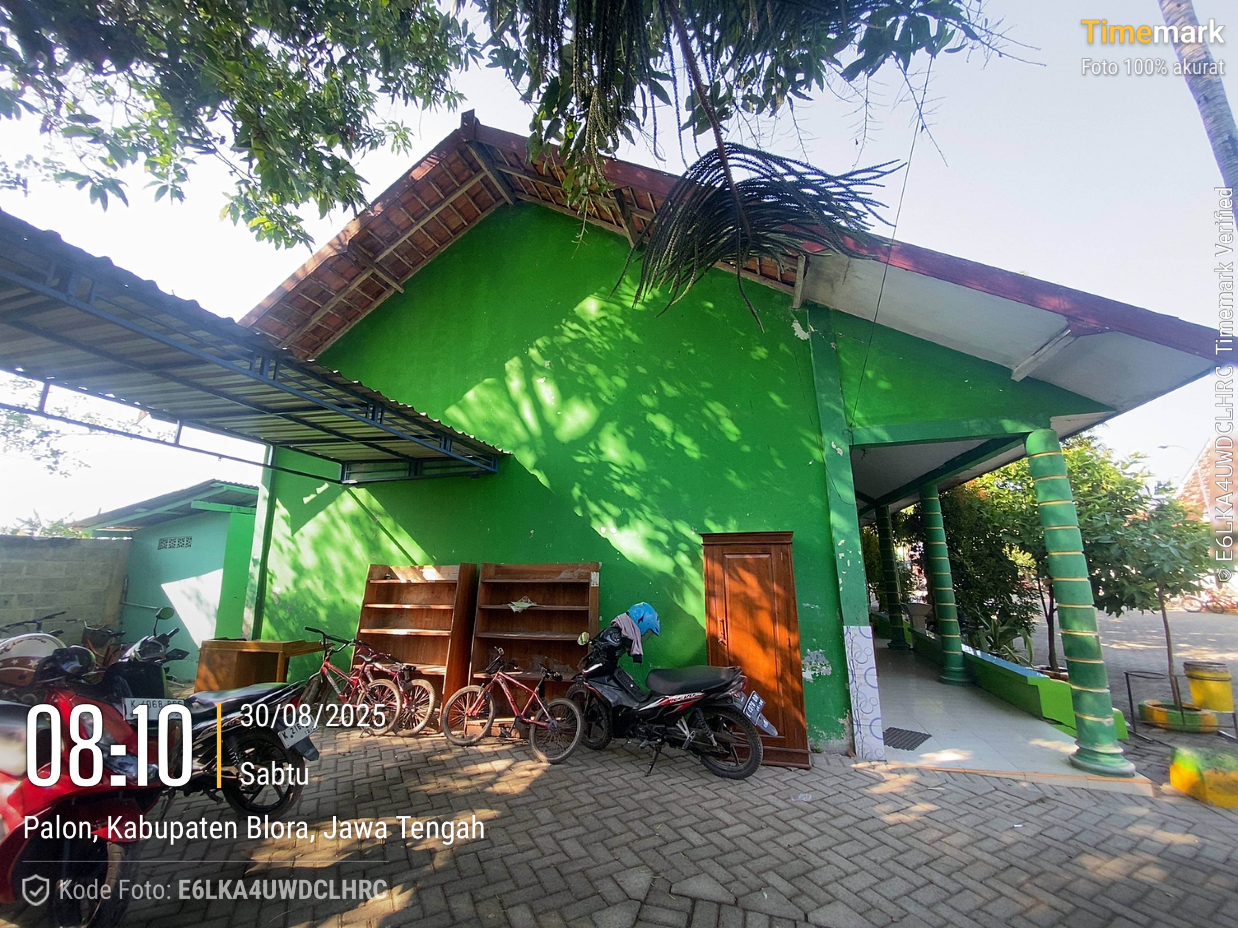 Tampak Samping 1