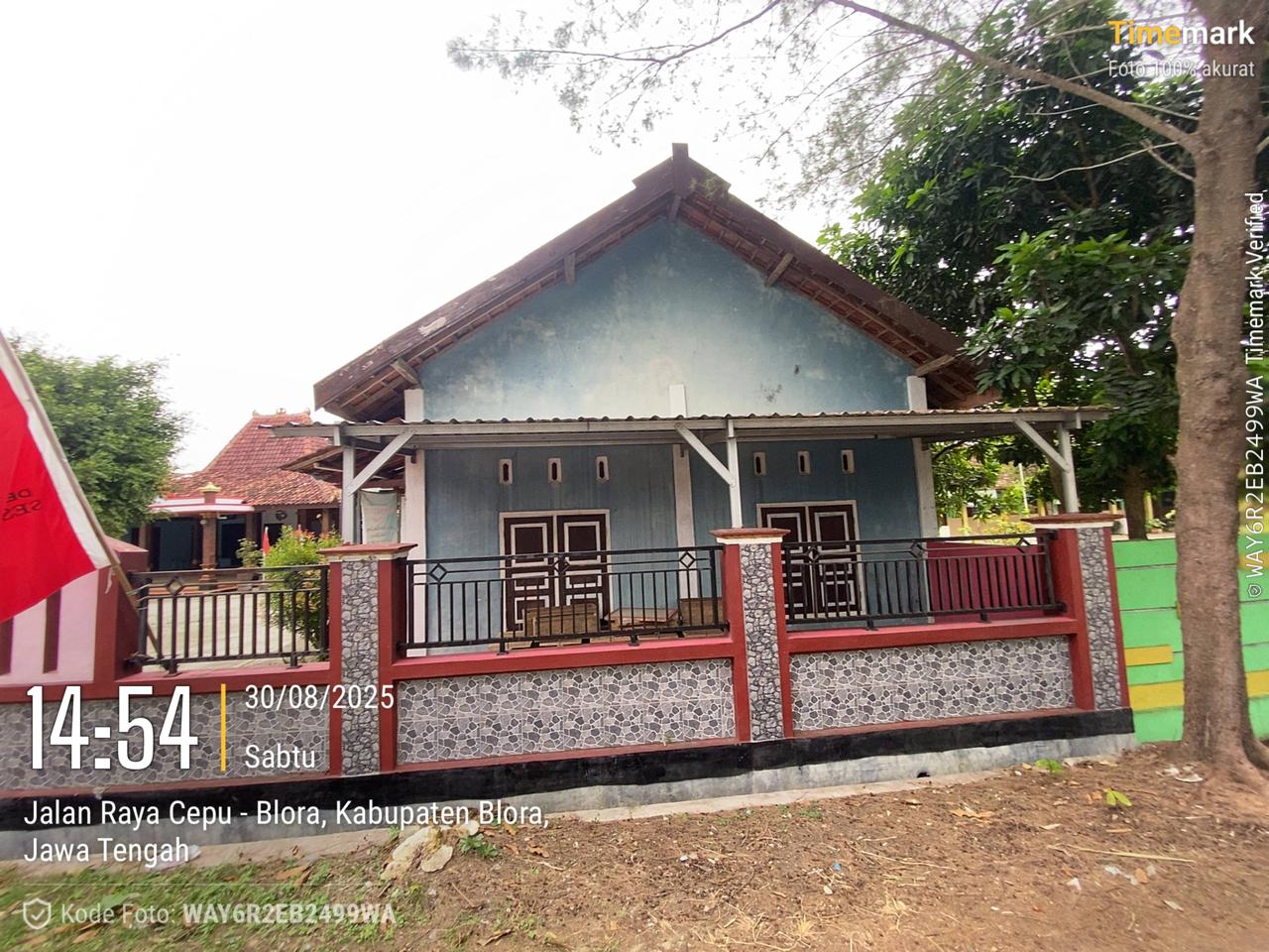 Tampak Samping 1