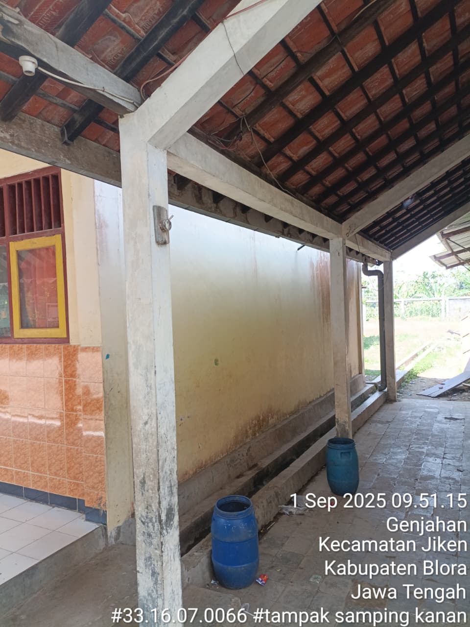 Tampak Samping 1