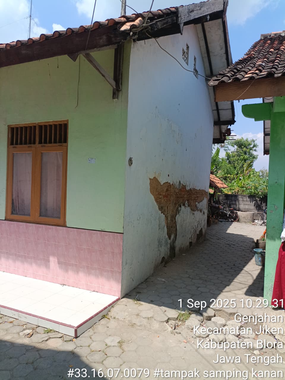 Tampak Samping 1