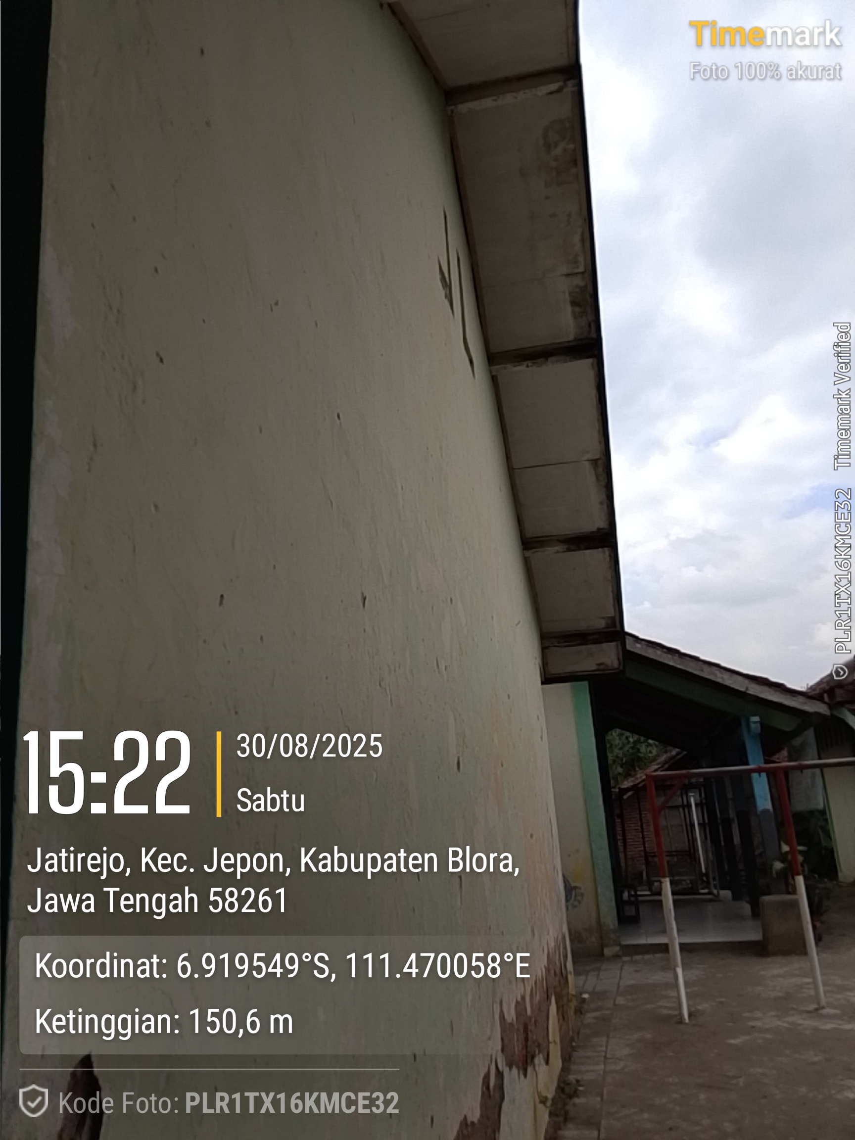 Tampak Samping 1