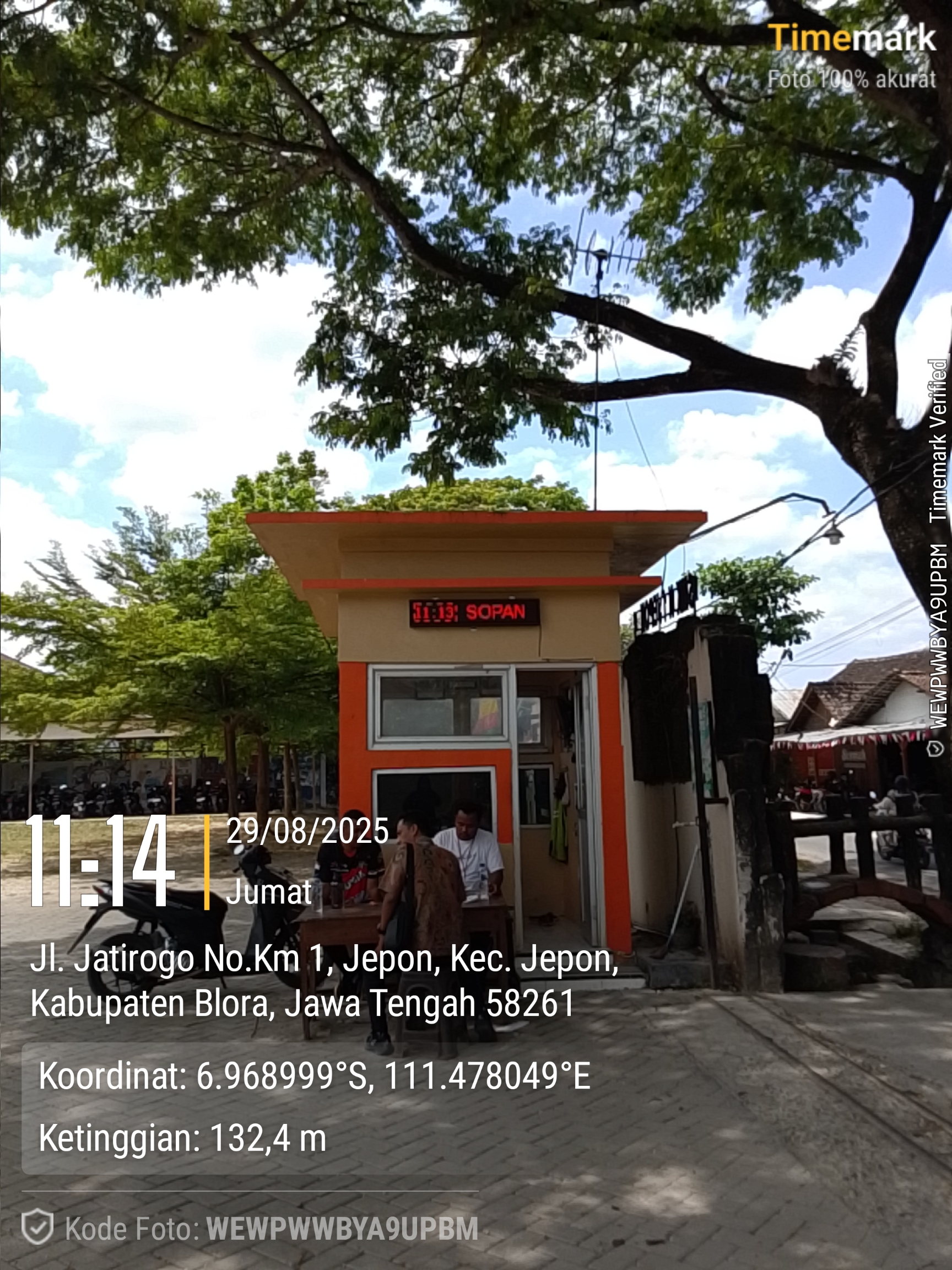 Tampak Samping 1