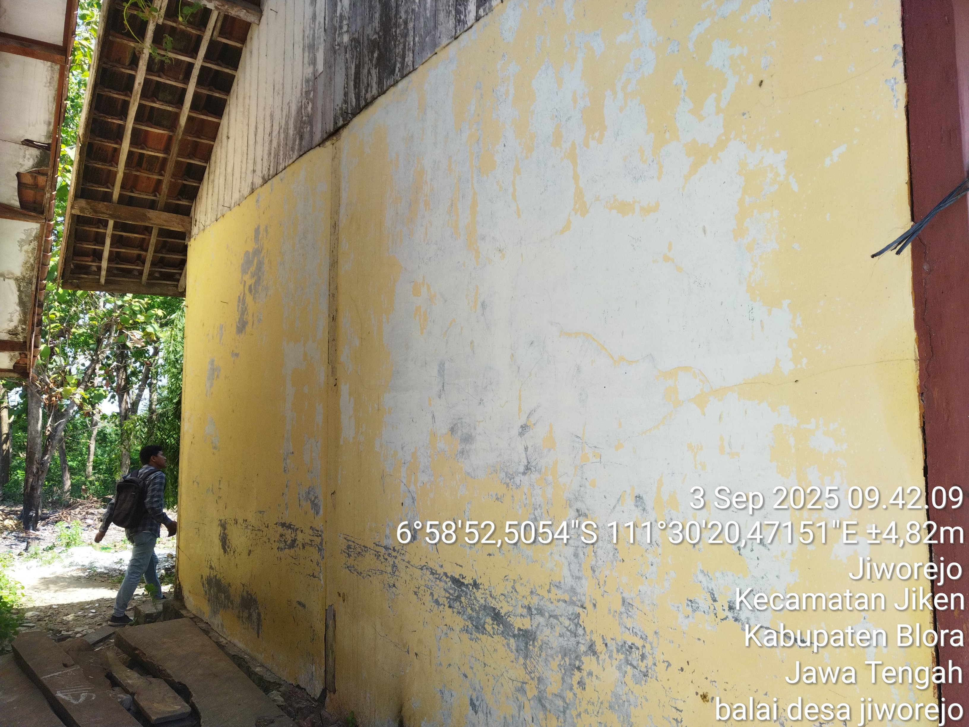 Tampak Samping 1