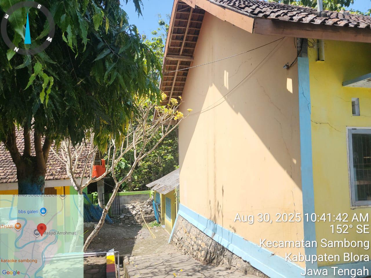Tampak Samping 1