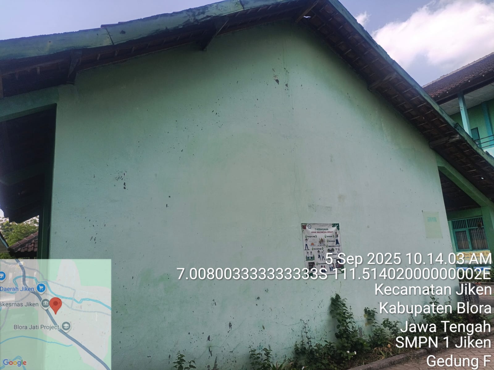 Tampak Samping 1