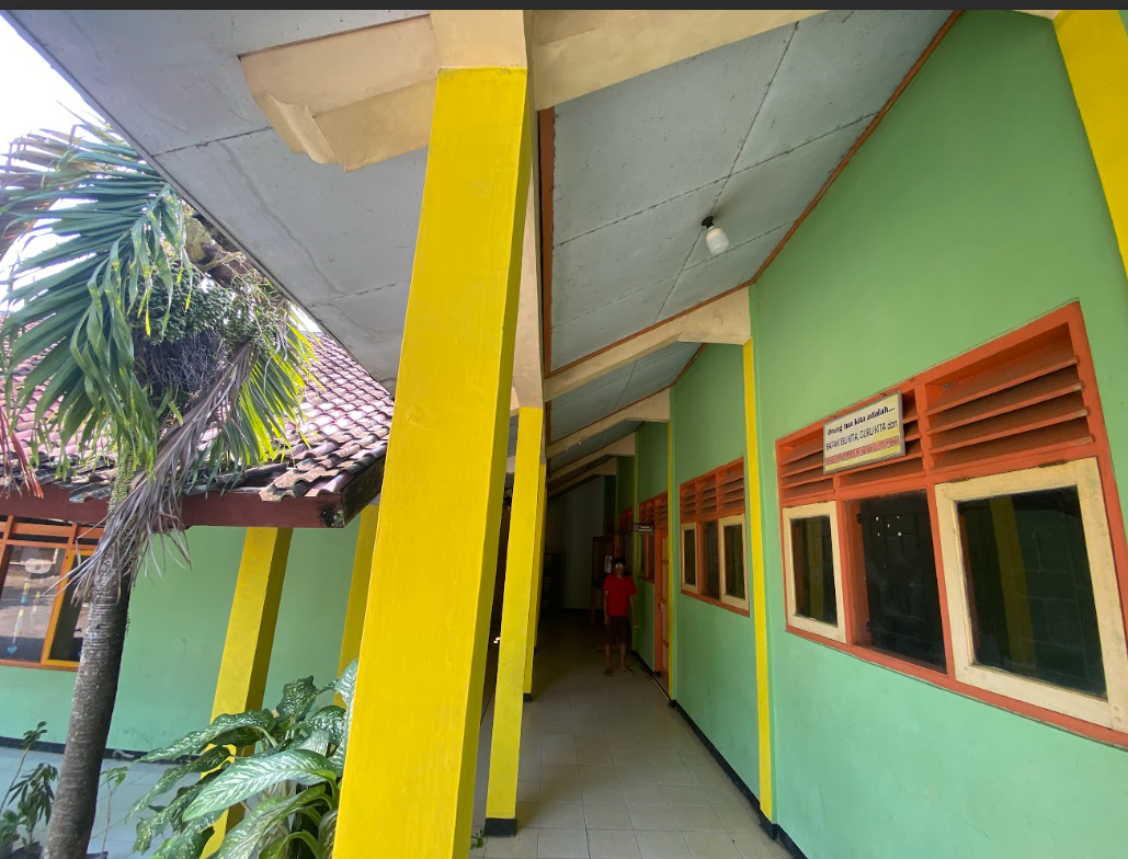 Tampak Samping 1