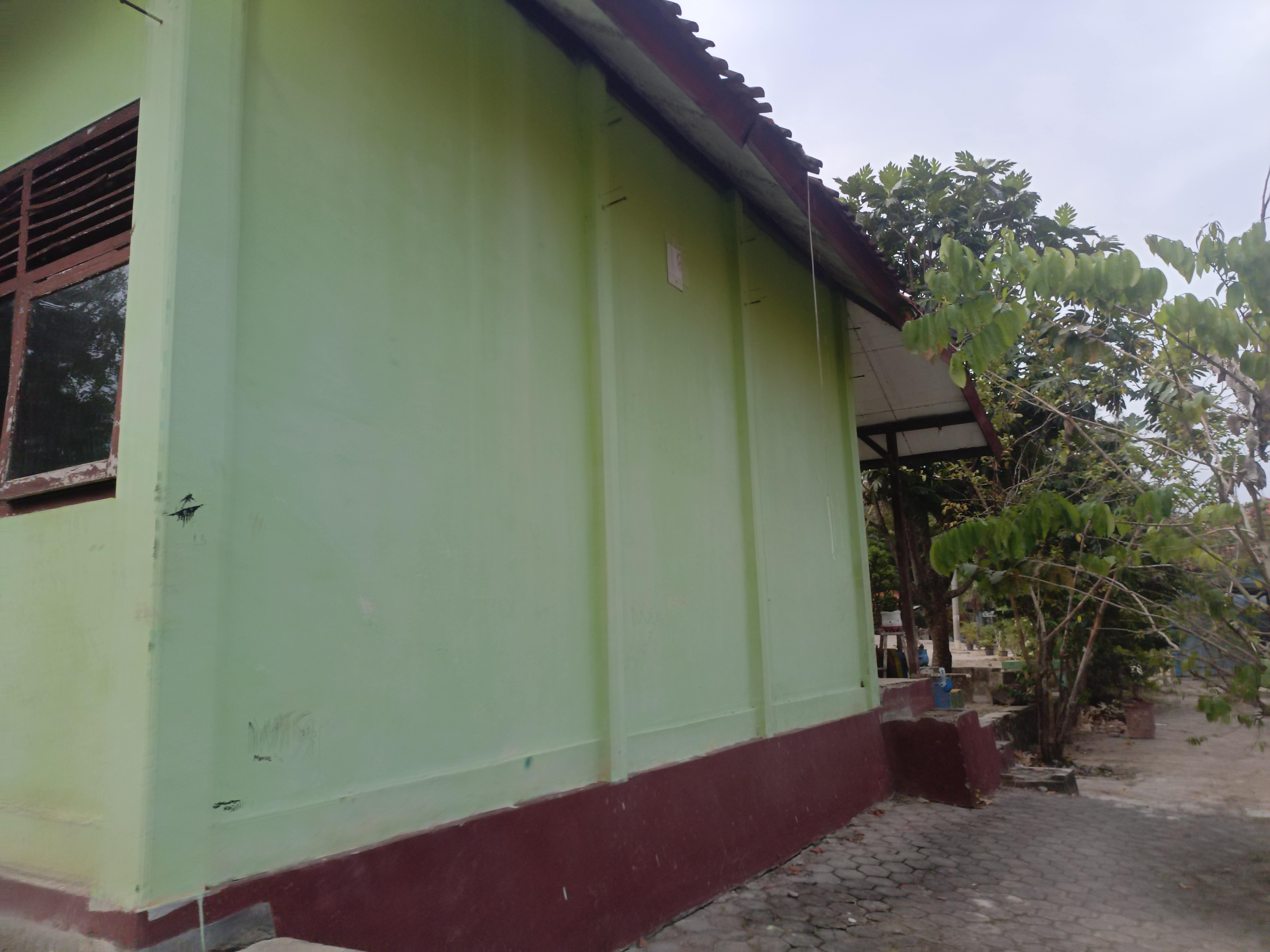 Tampak Samping 1