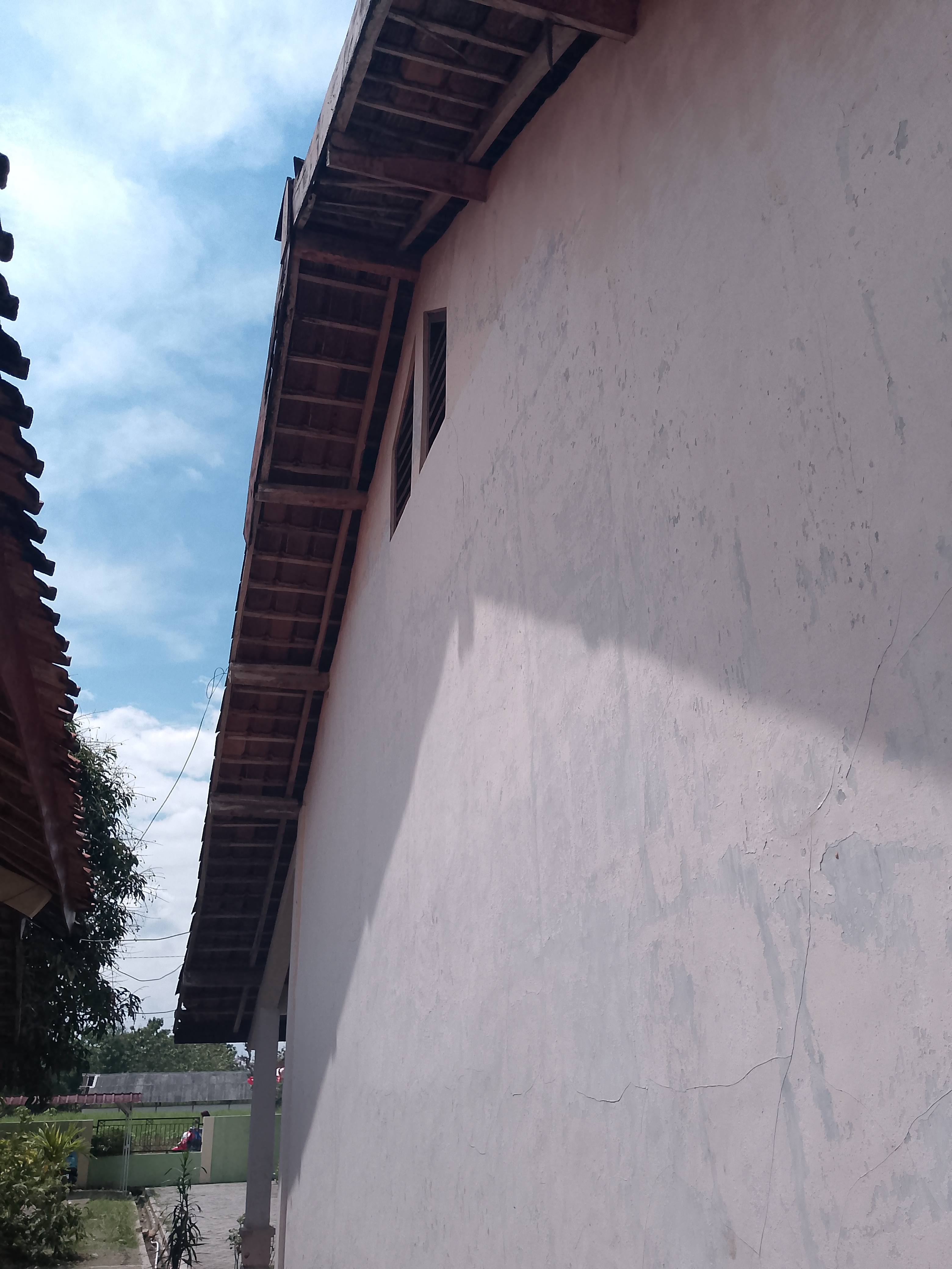 Tampak Samping 1