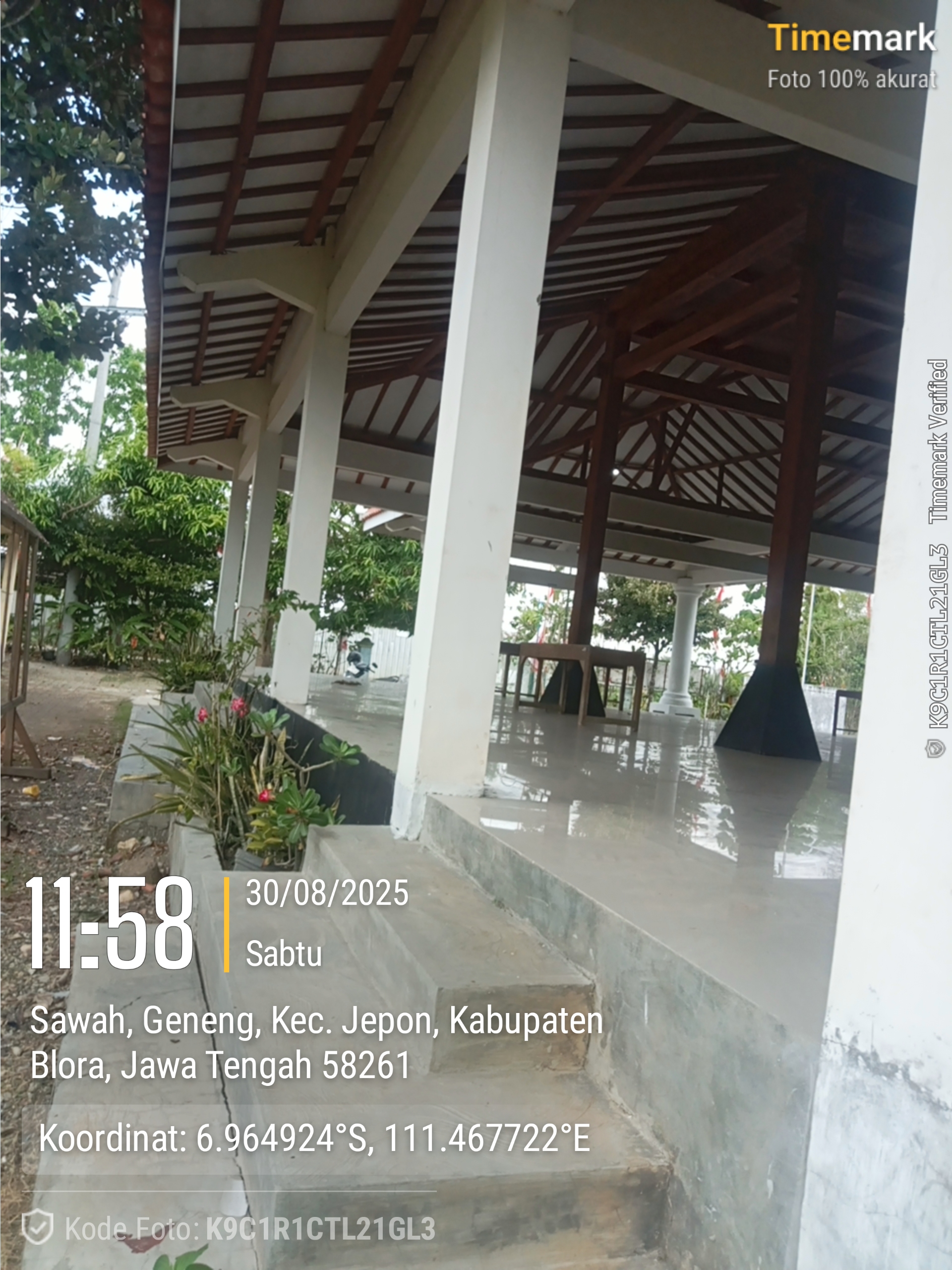 Tampak Samping 1