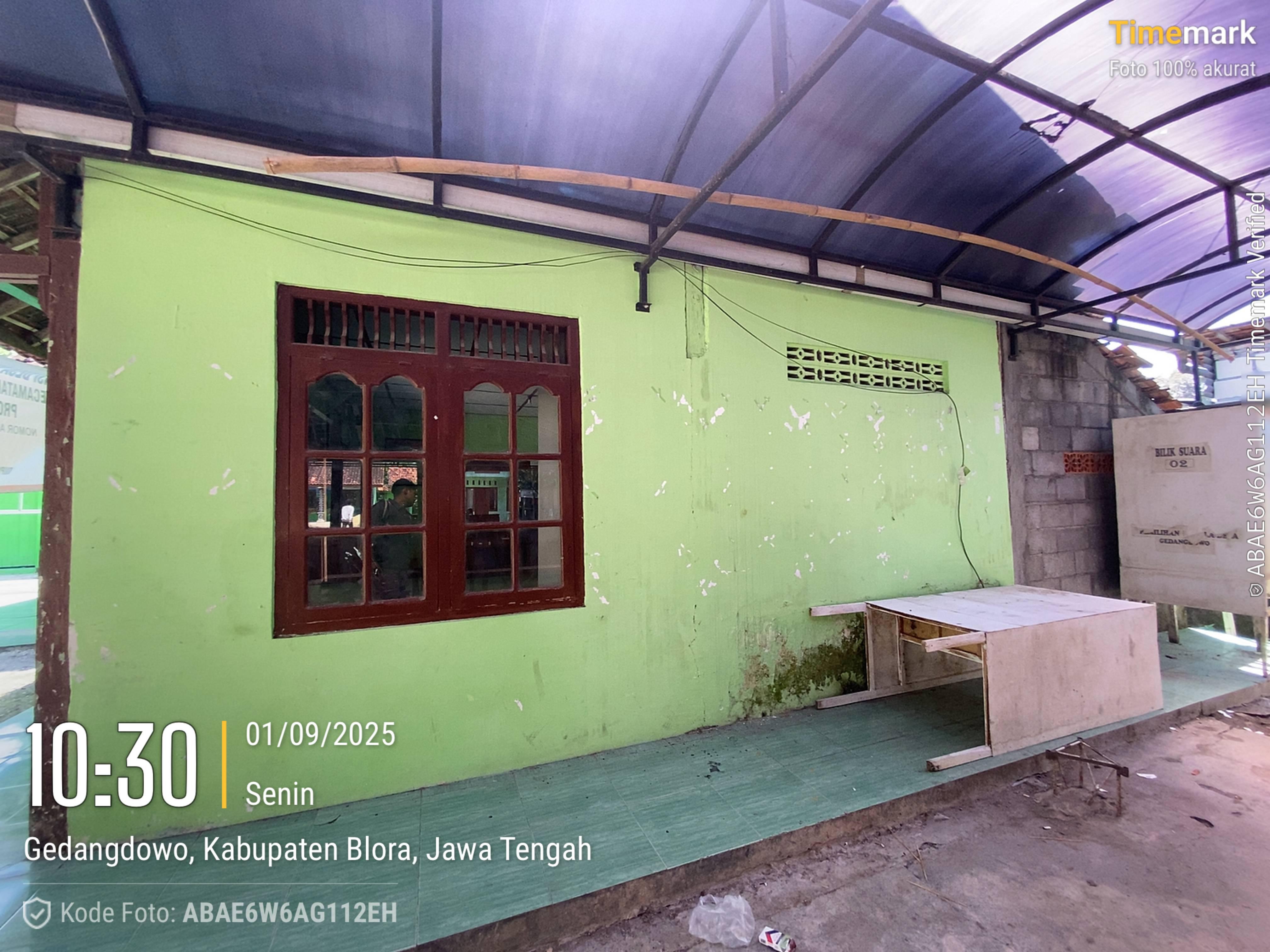 Tampak Samping 1