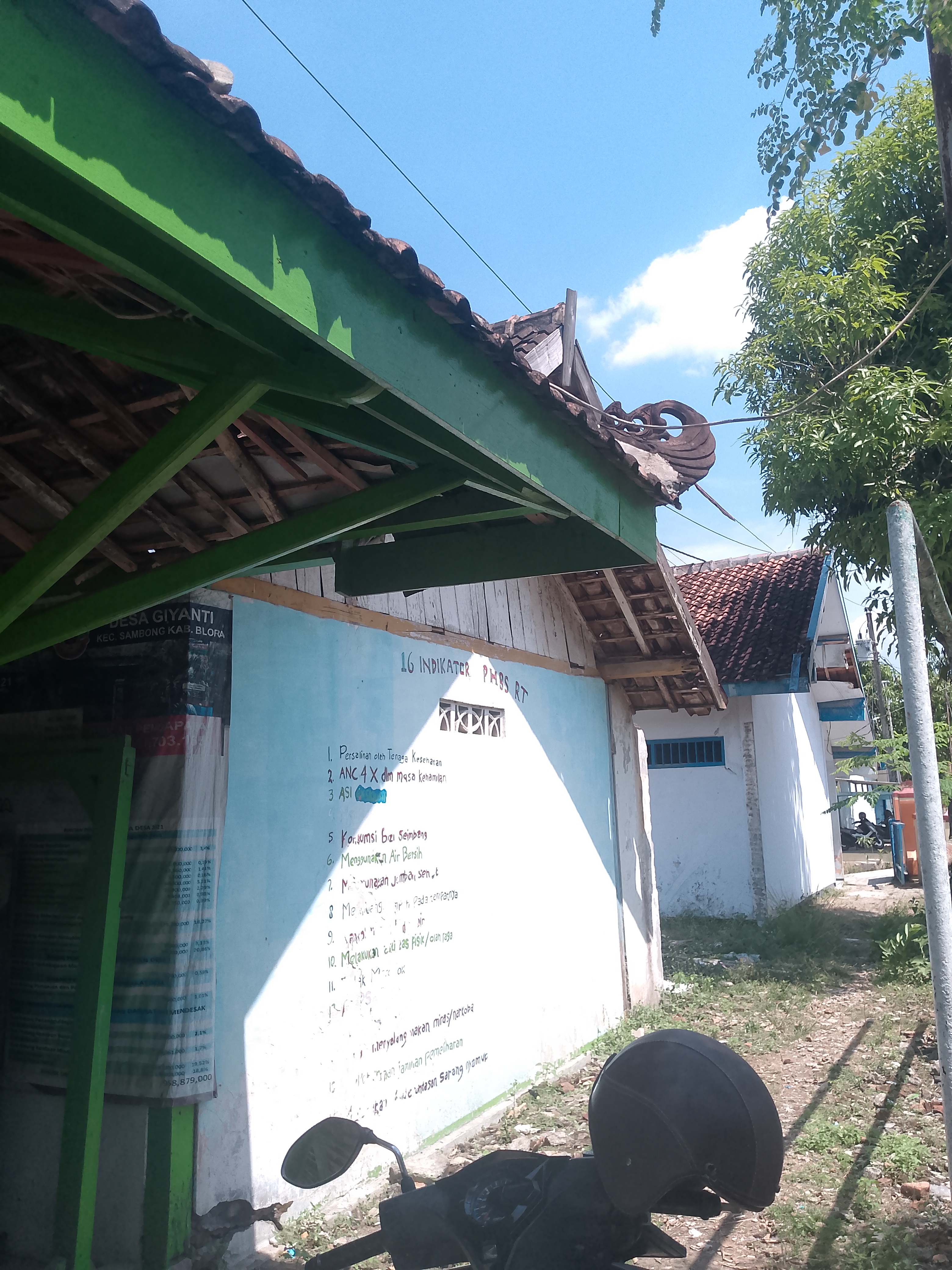Tampak Samping 1